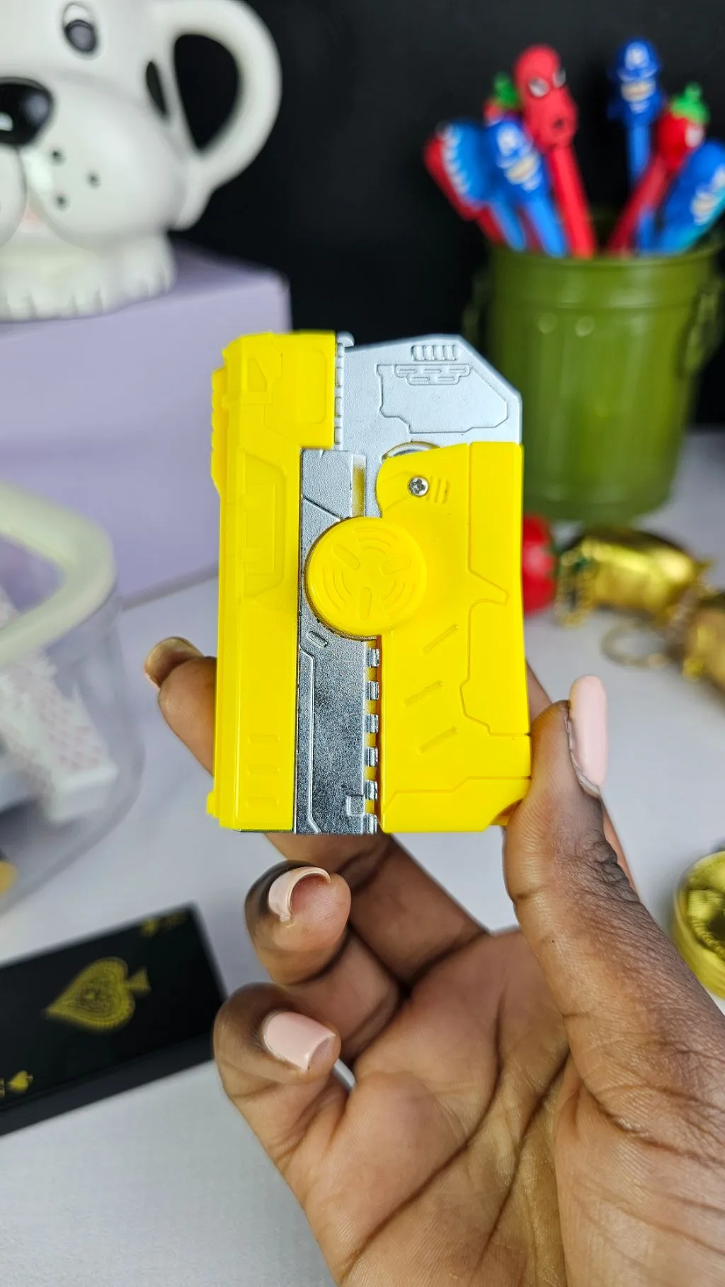 Fidget spinner lighter refillable gas