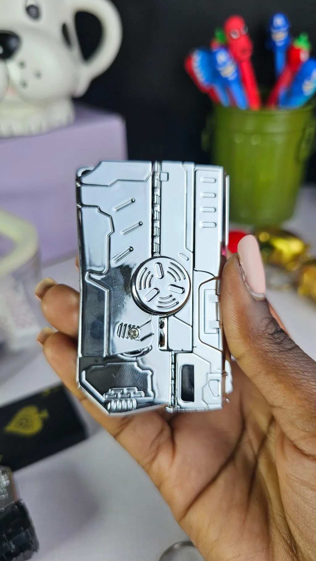 Fidget spinner lighter refillable gas