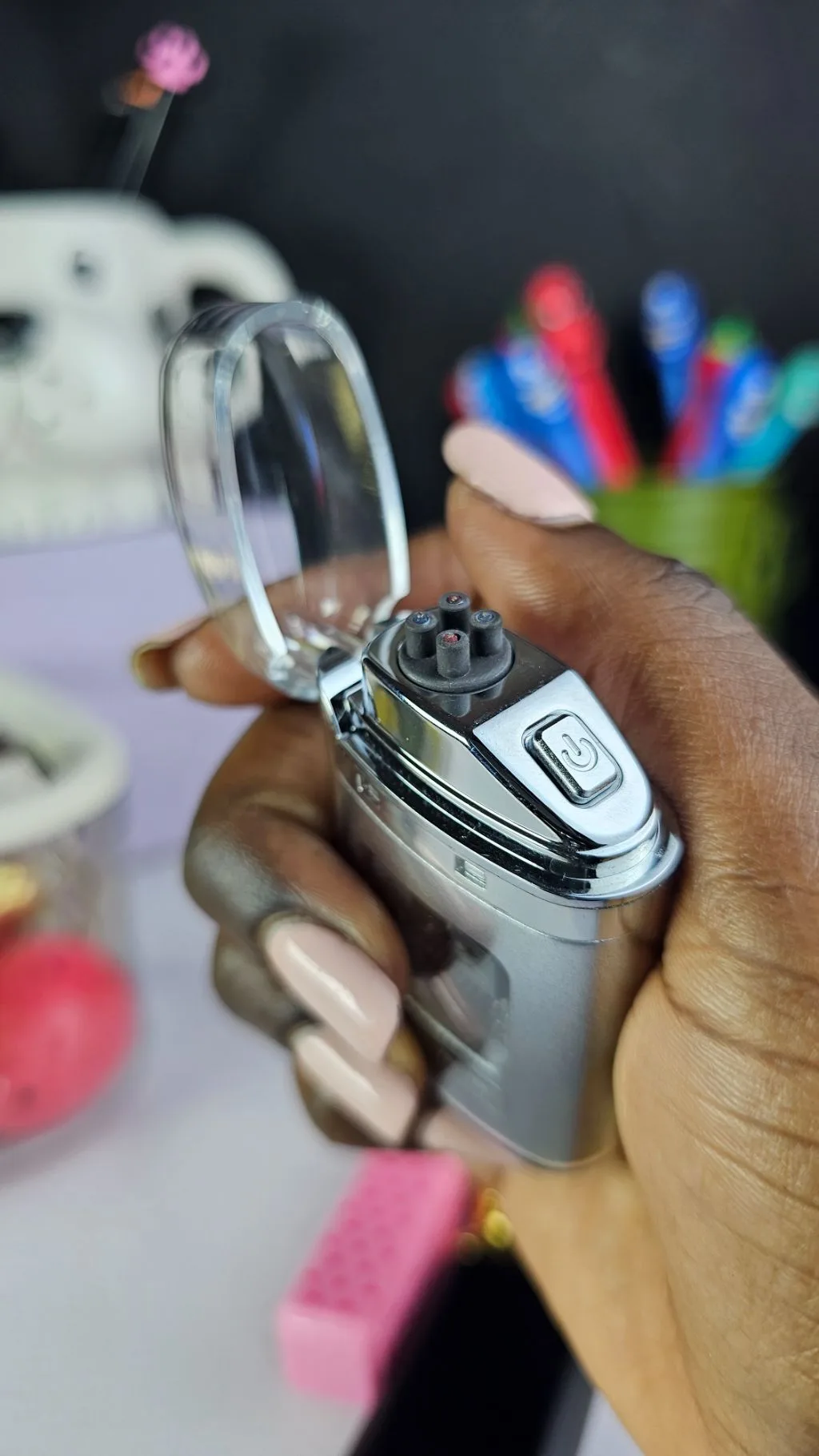 Electric rechargeable lighter
