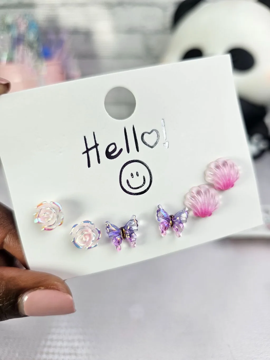 Cutesy floral earrings
