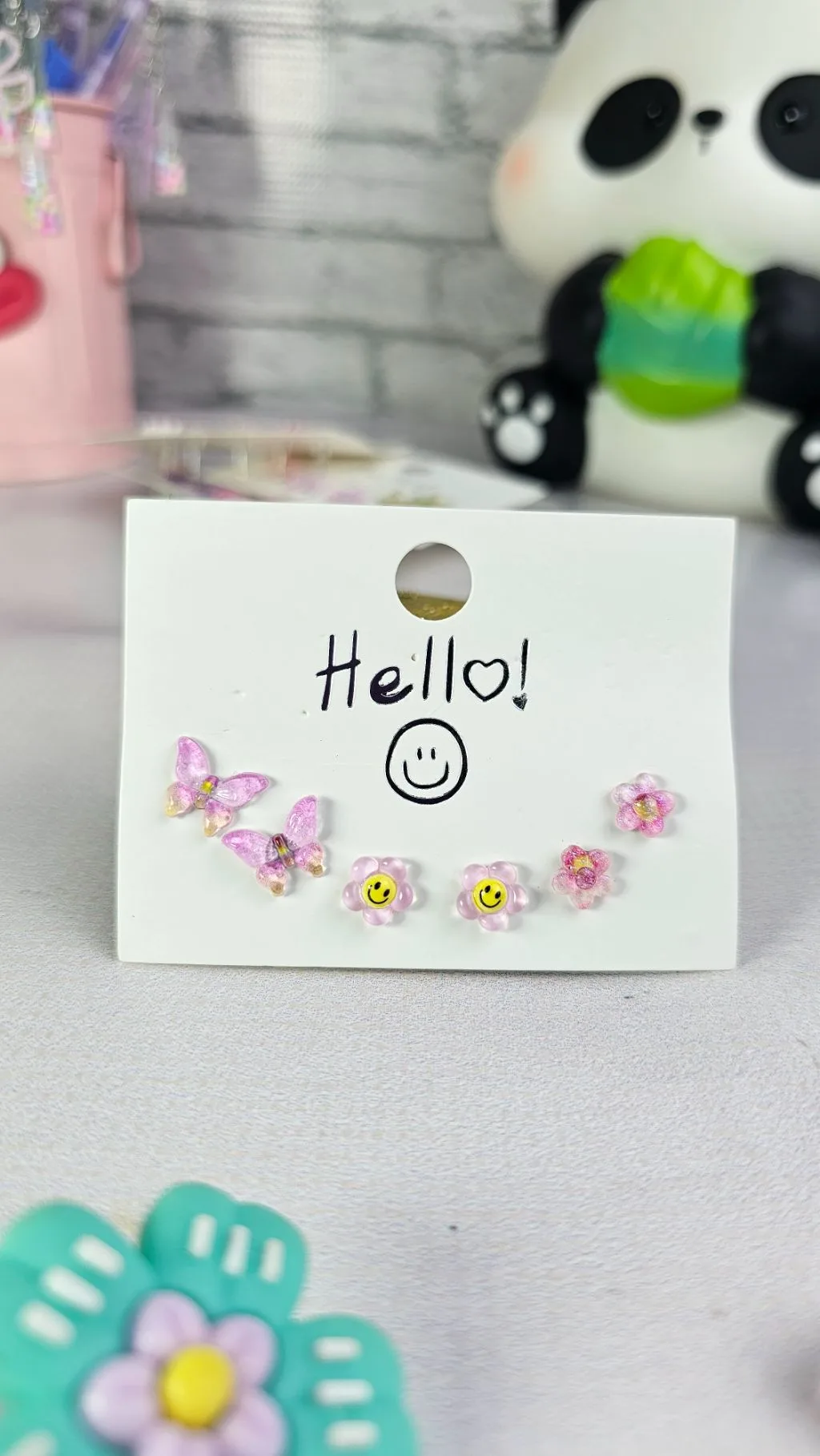 Cutesy floral earrings