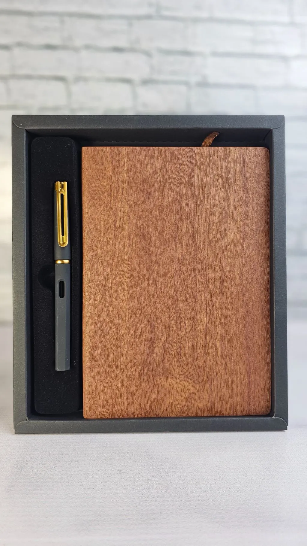 The Signature Executive Notebook (free customization)-dark brown
