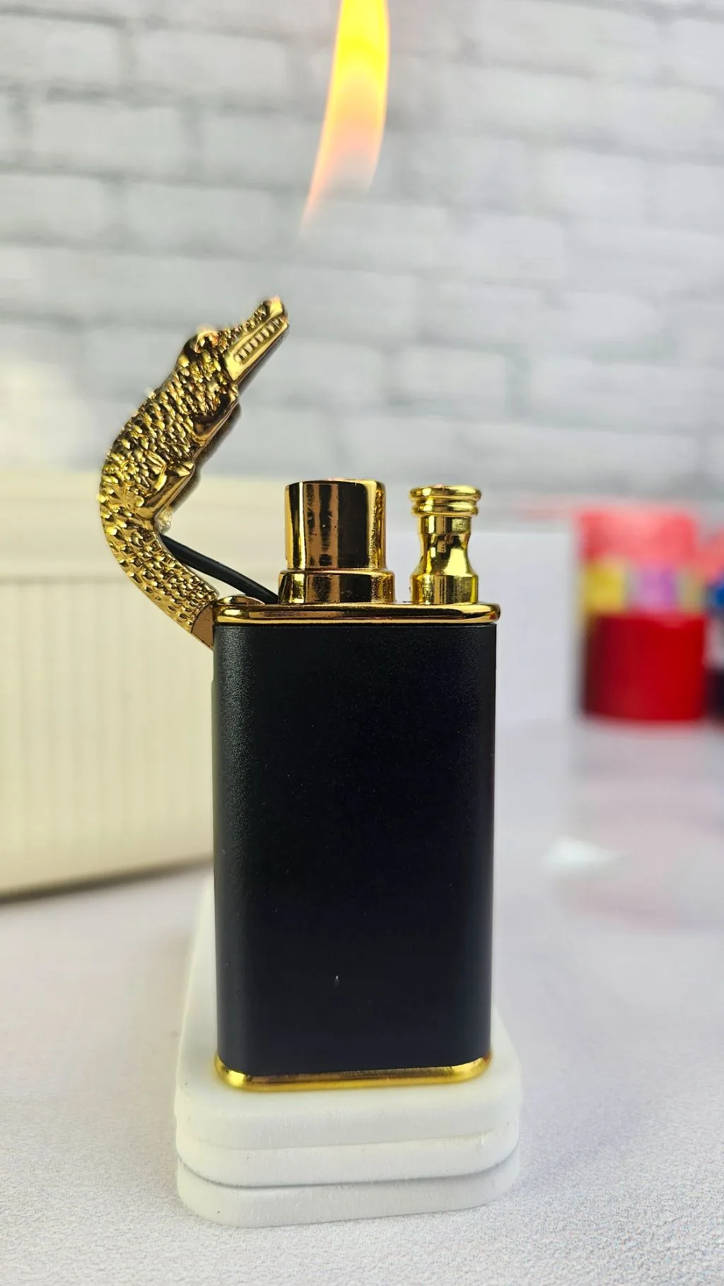 Double flame refillable gas lighter lizzard