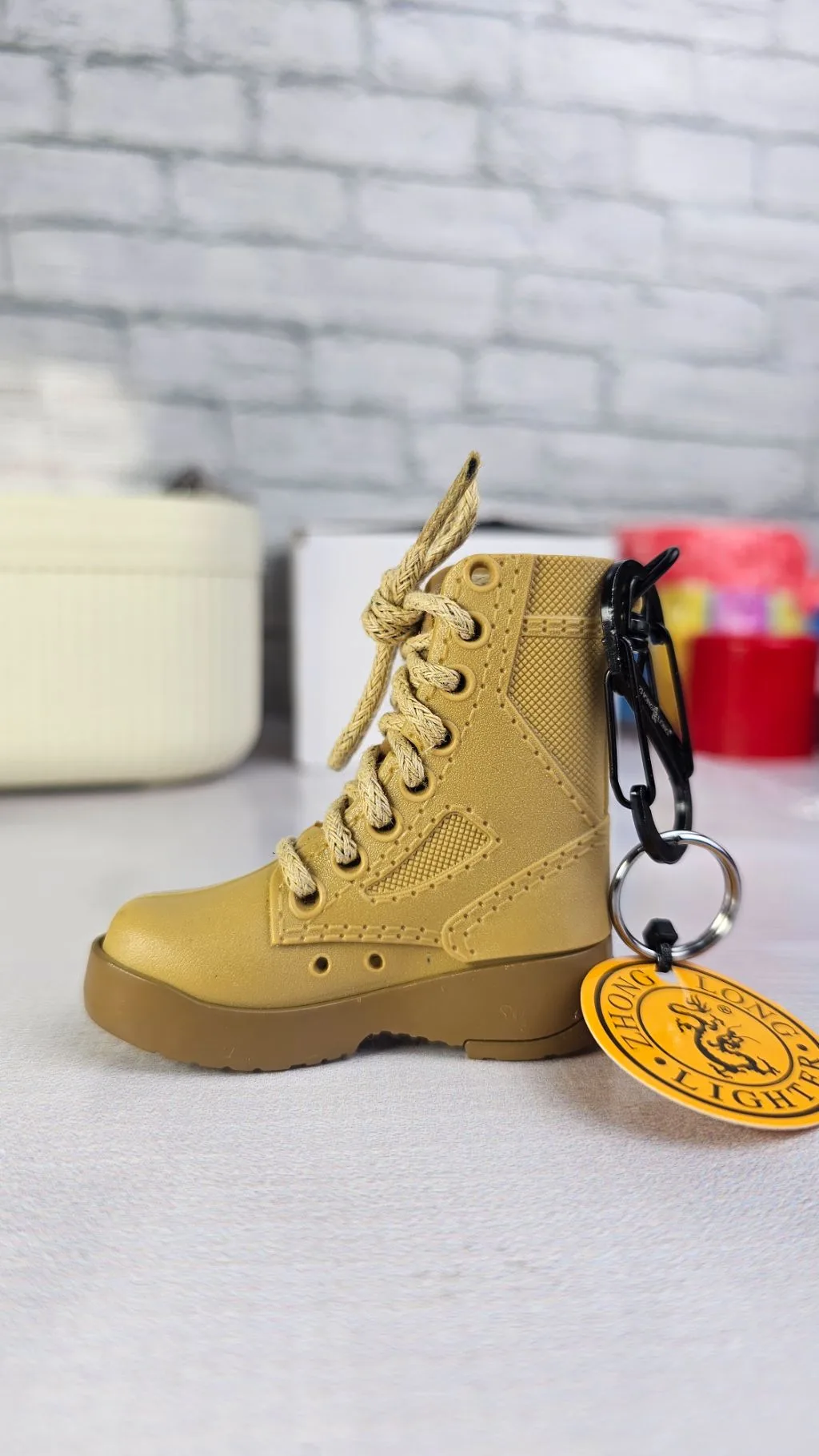 Timberland boot refillable lighter brown