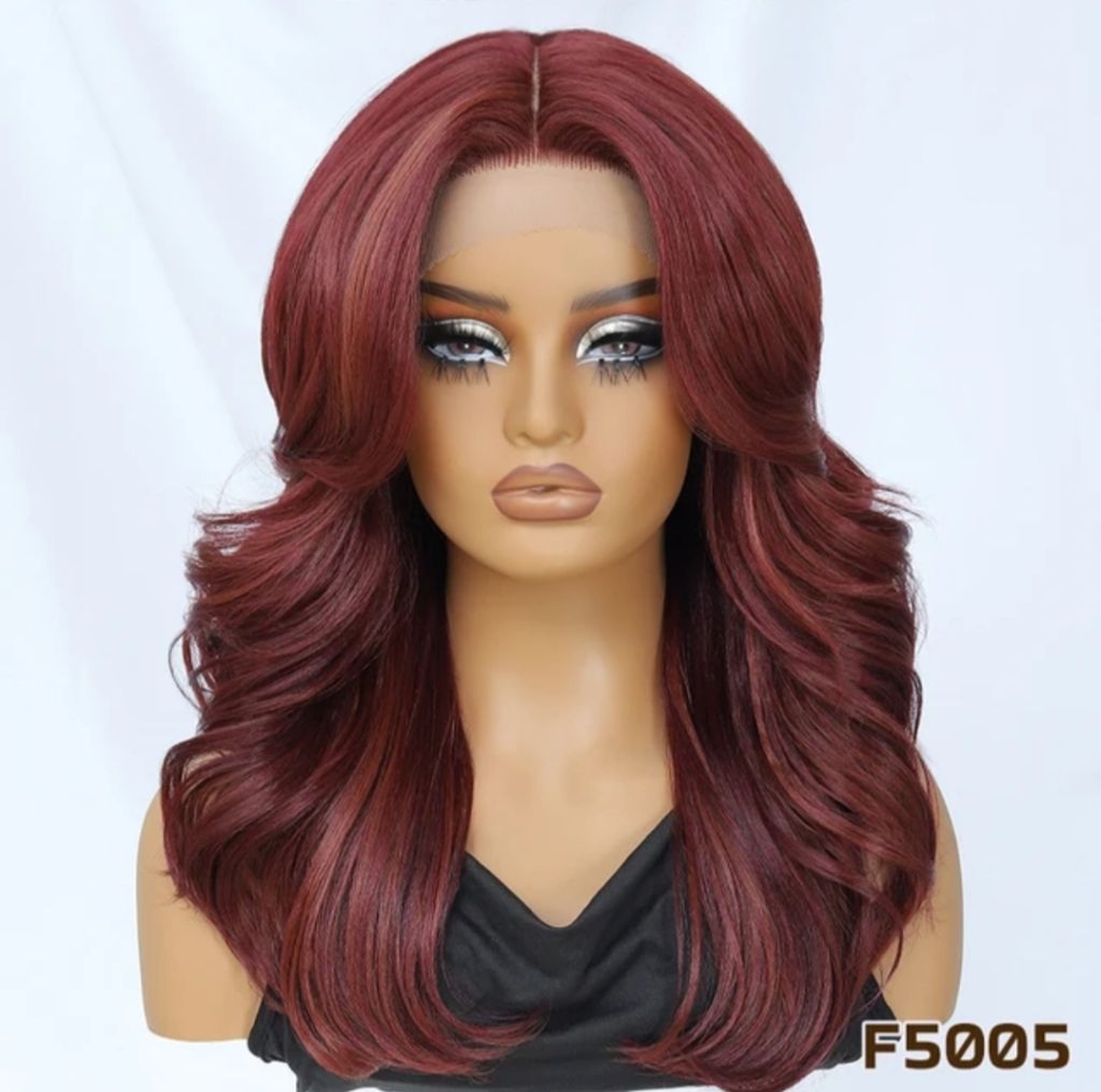 ALORA LAYERED WIG