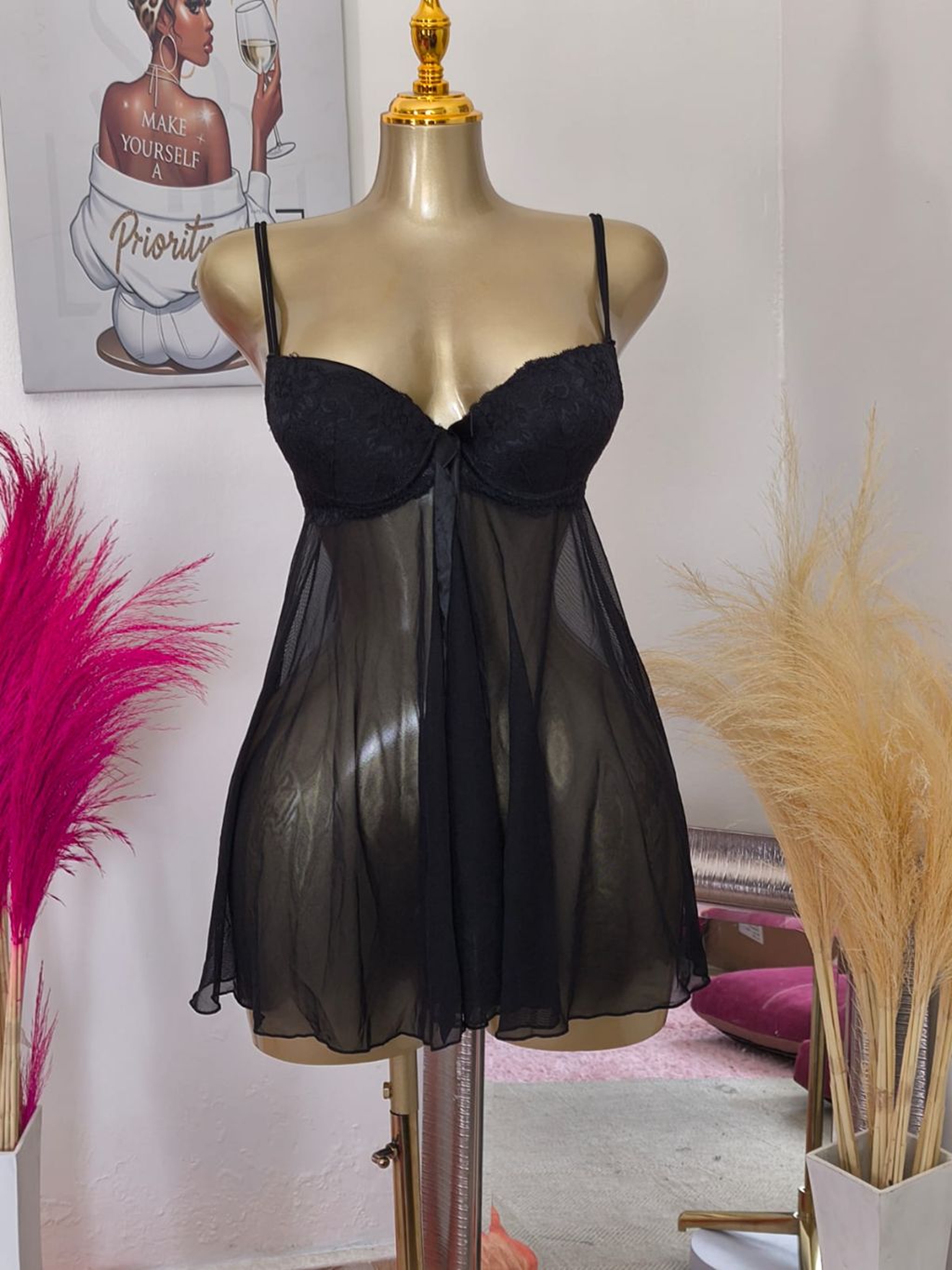 Sheer Scalloped Lace Lingerie with Ribbon Detail