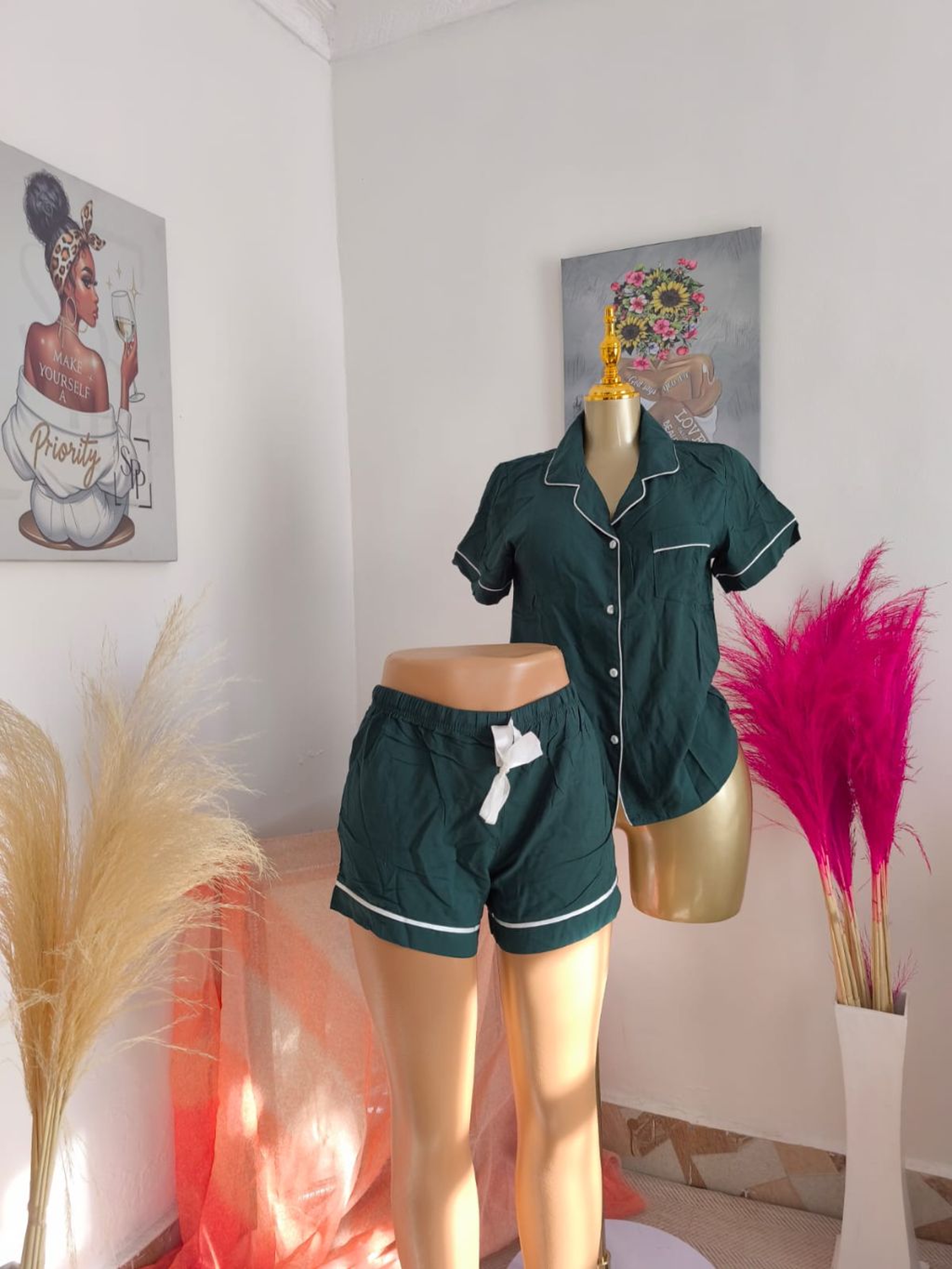 The Signature Contrast-Trim Pajama Set