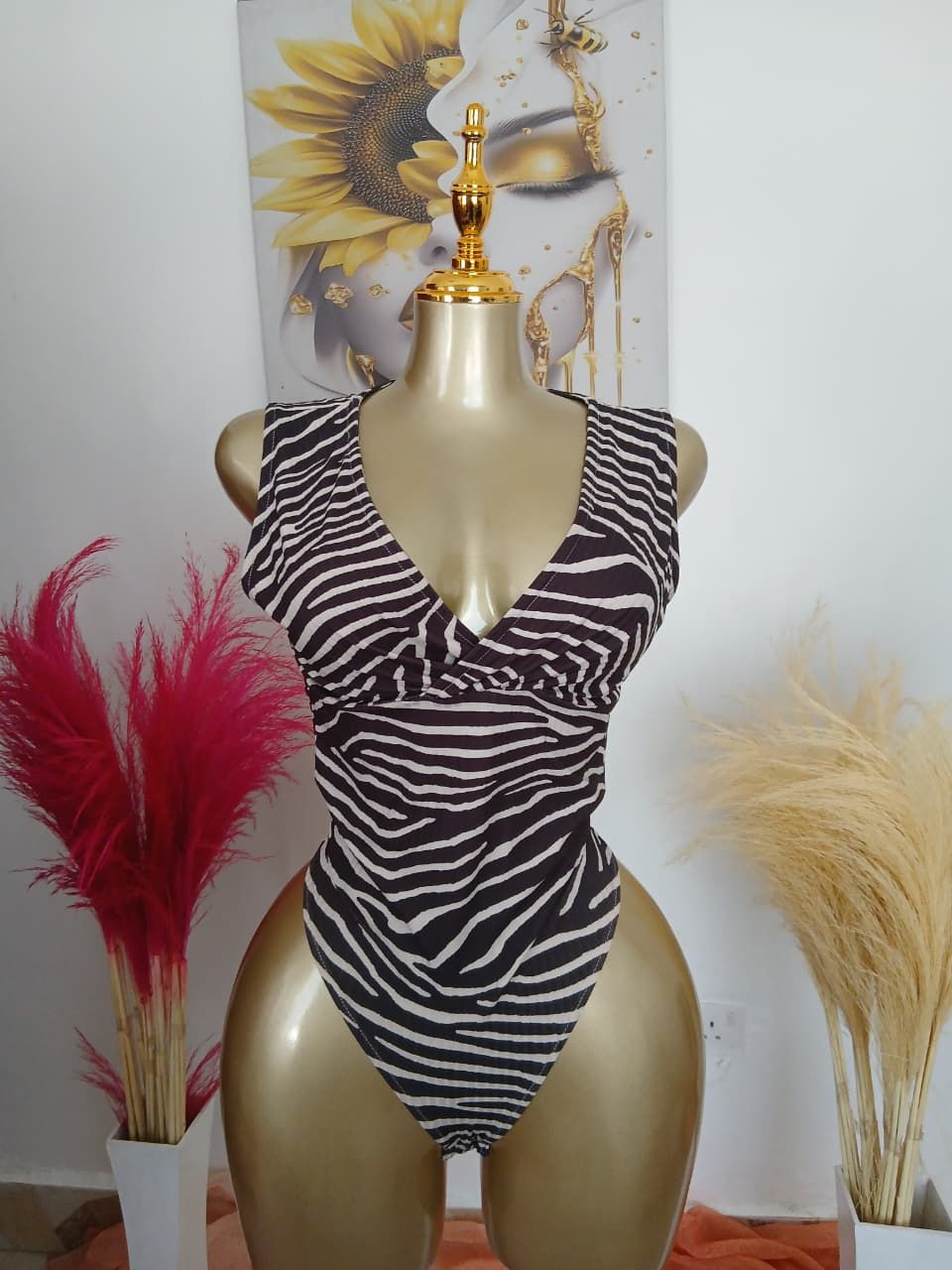 Seamless-Fit Ribbed Bodysuit