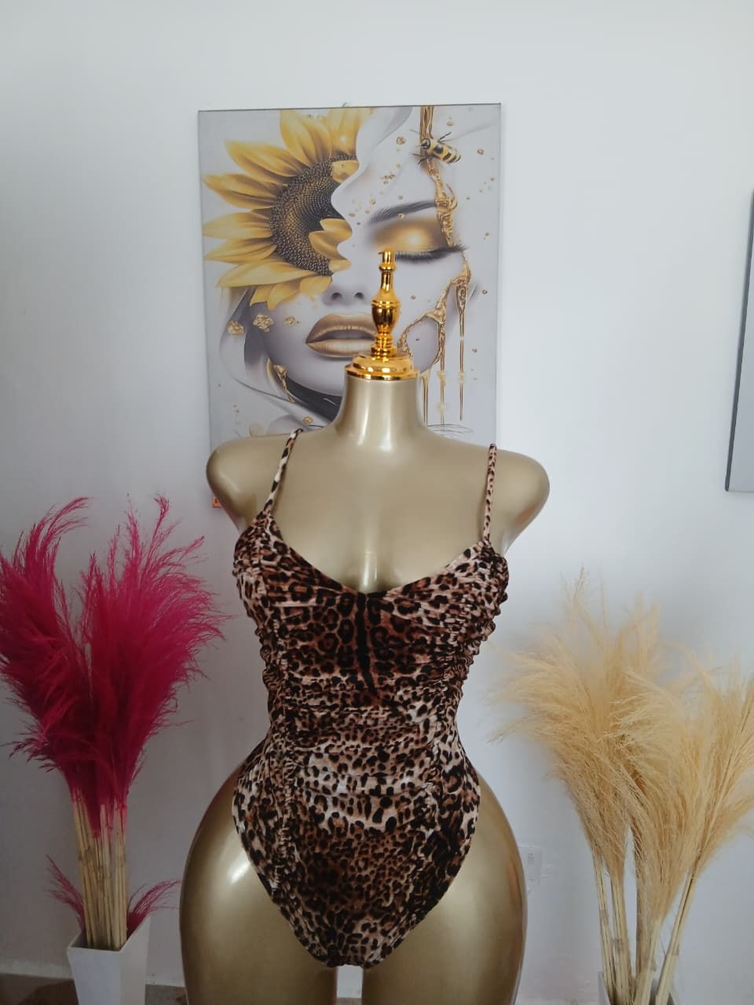 Seamless-Fit Ribbed Bodysuit