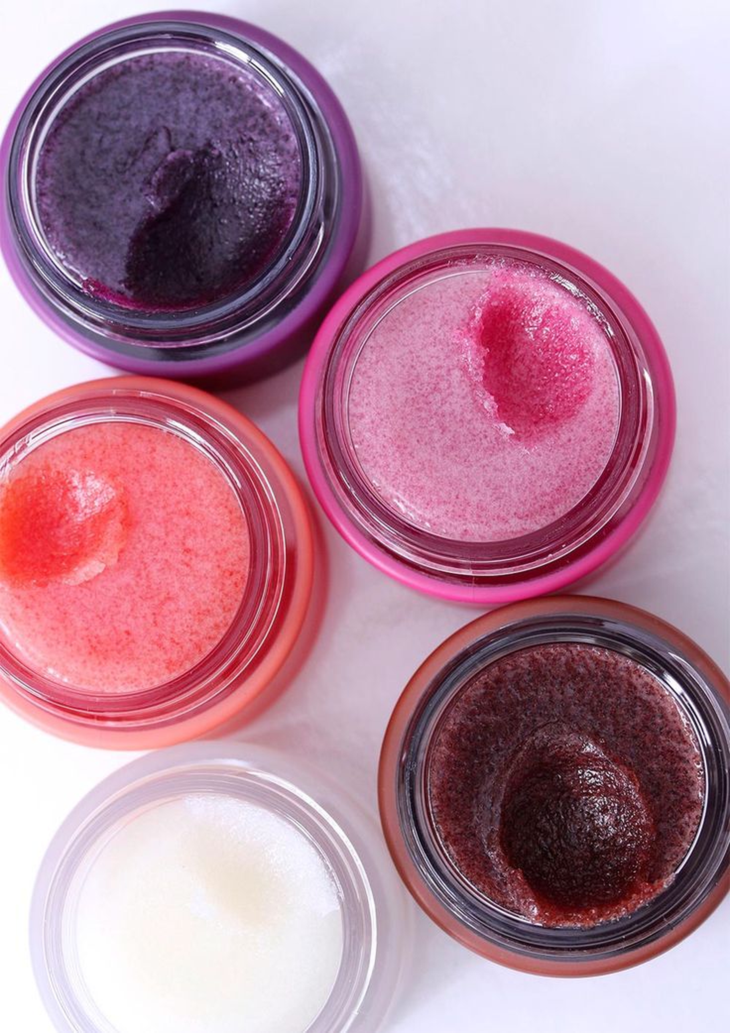 Lip scrub
