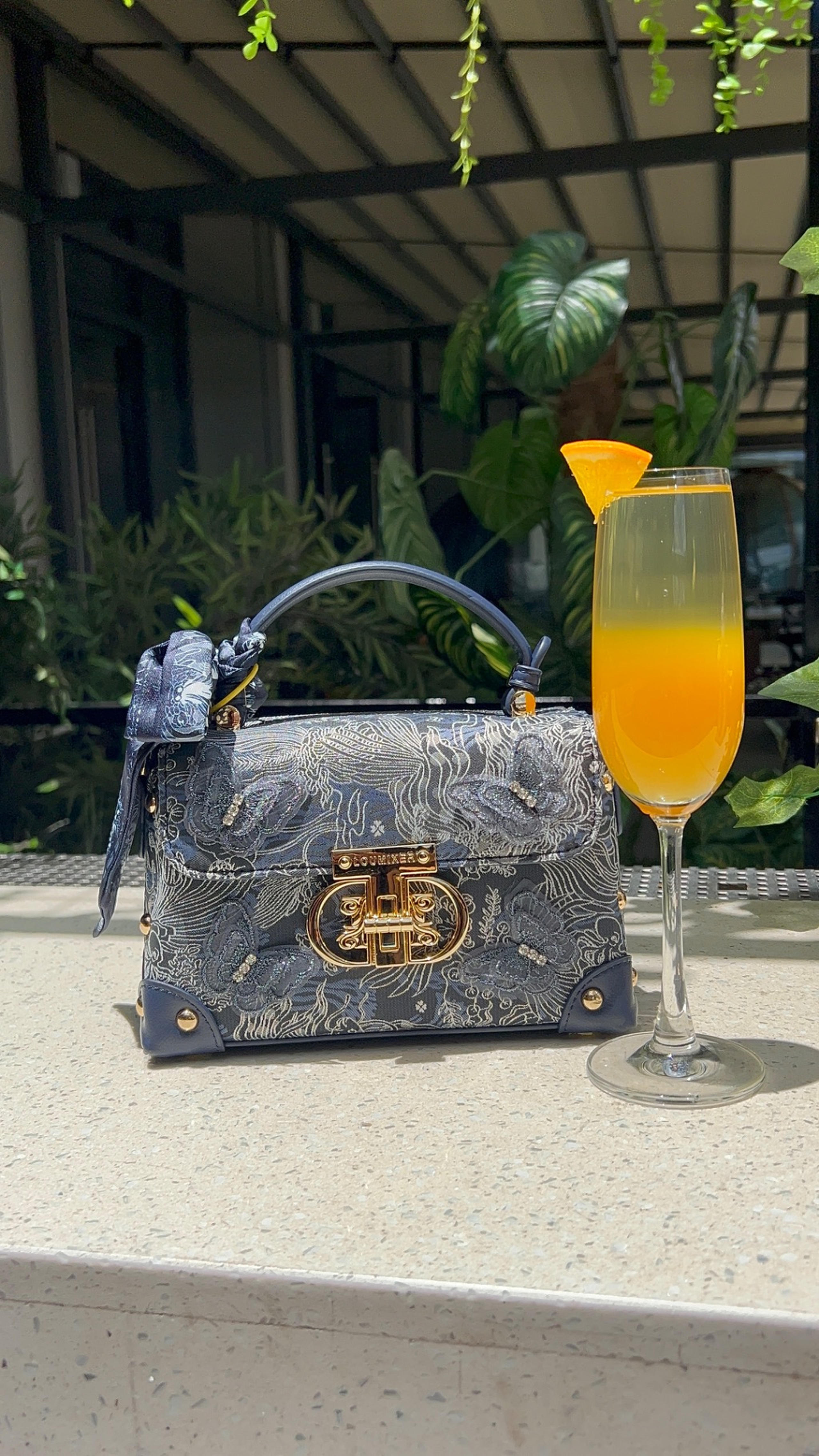 Navy blue Nia Loumixer bag