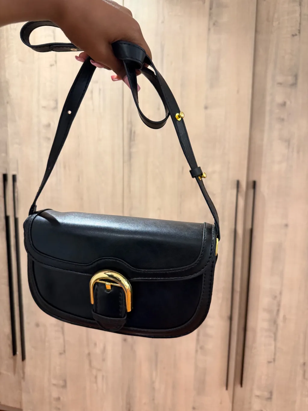 Black saddle bag