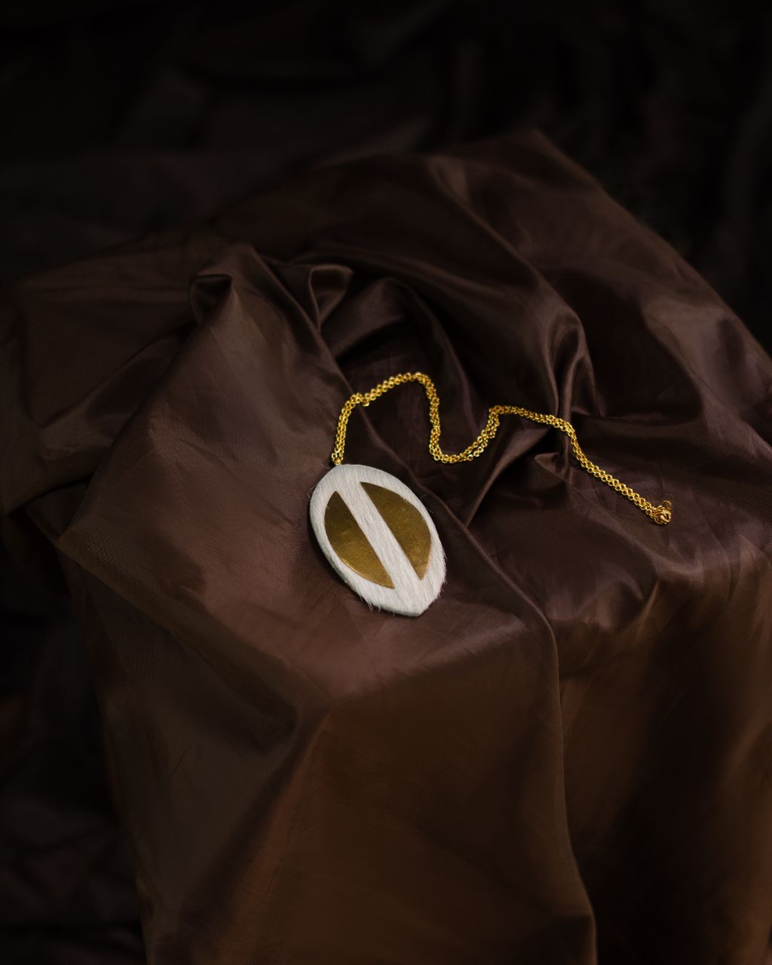 NGAO PENDANT