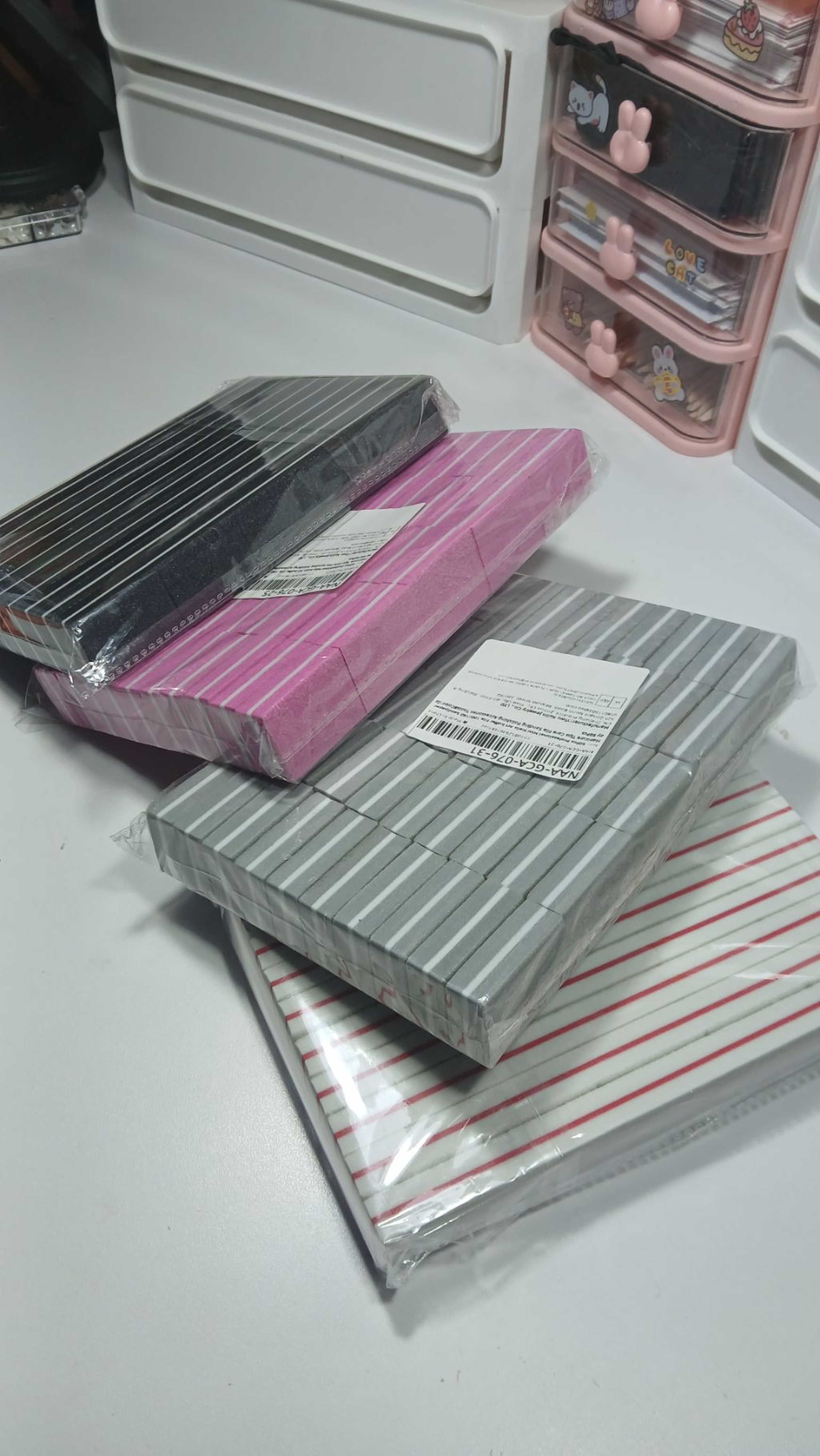 Mini nail buffers