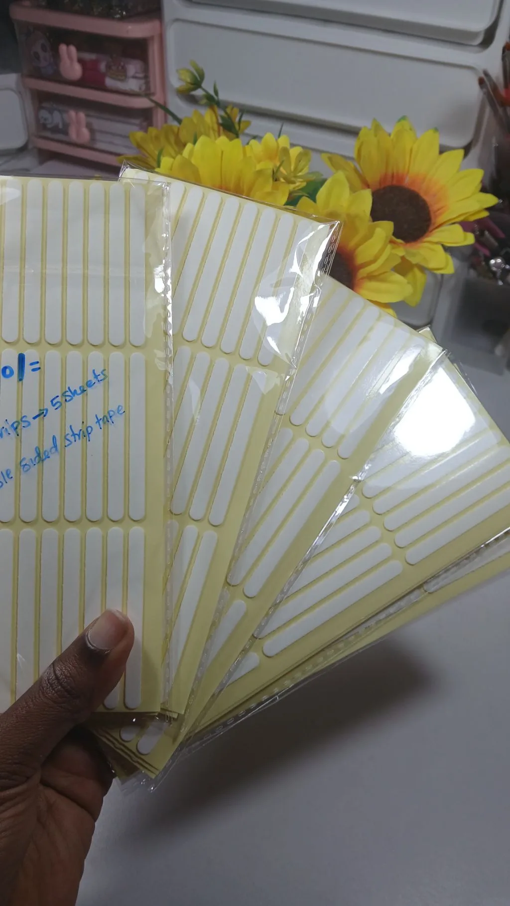Double sided Strip tape for press-on nails
