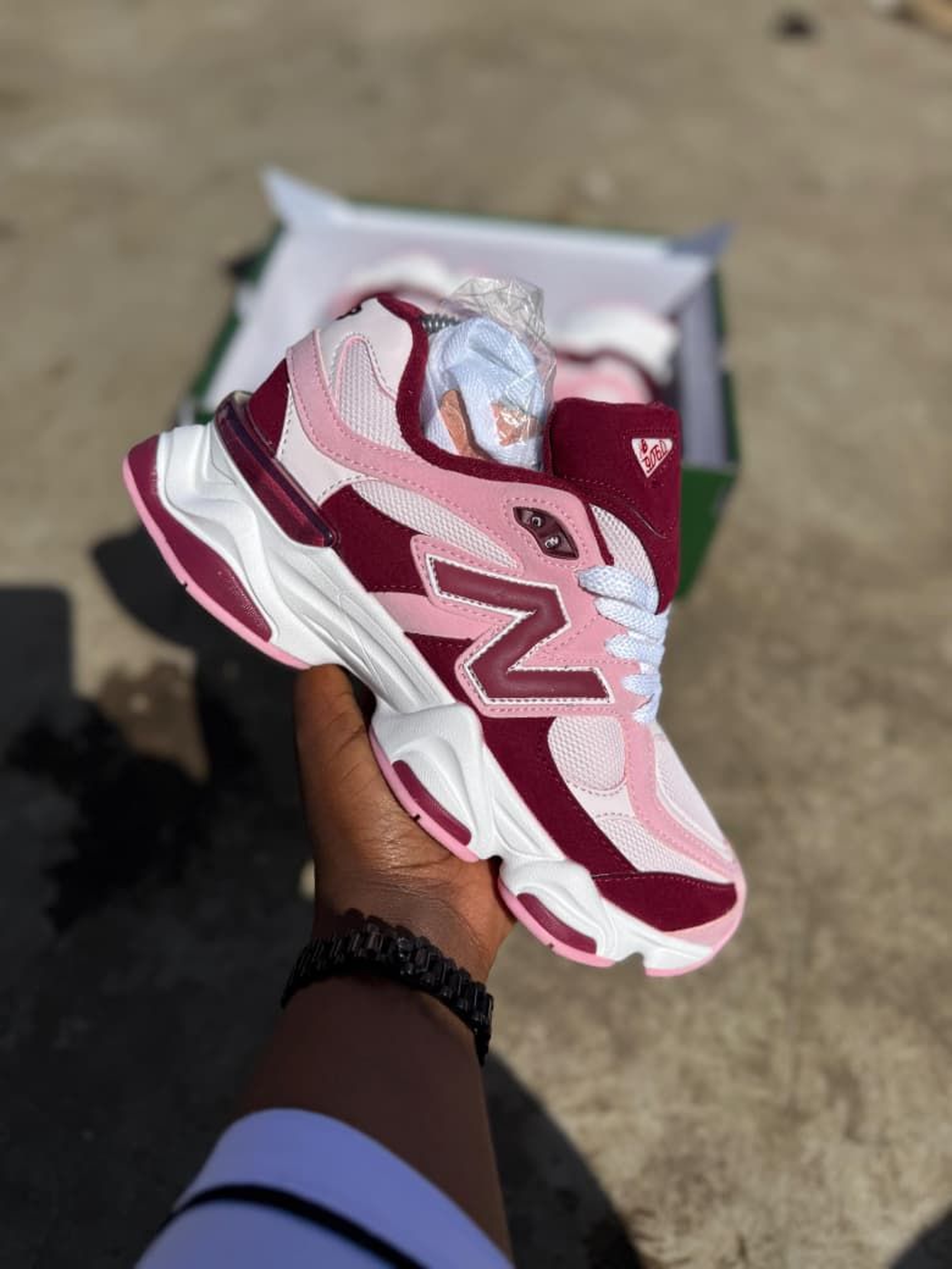 New Balance 9060