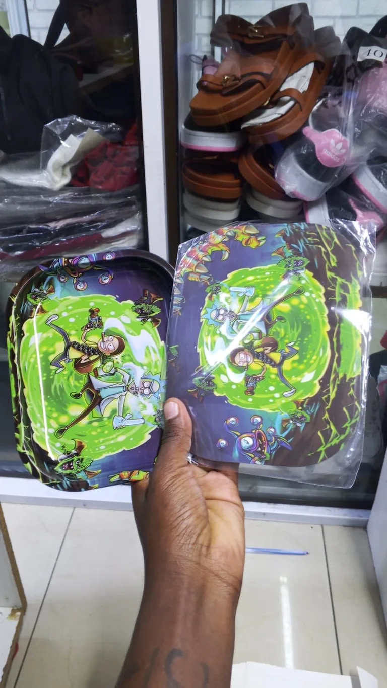 magnetic trays
