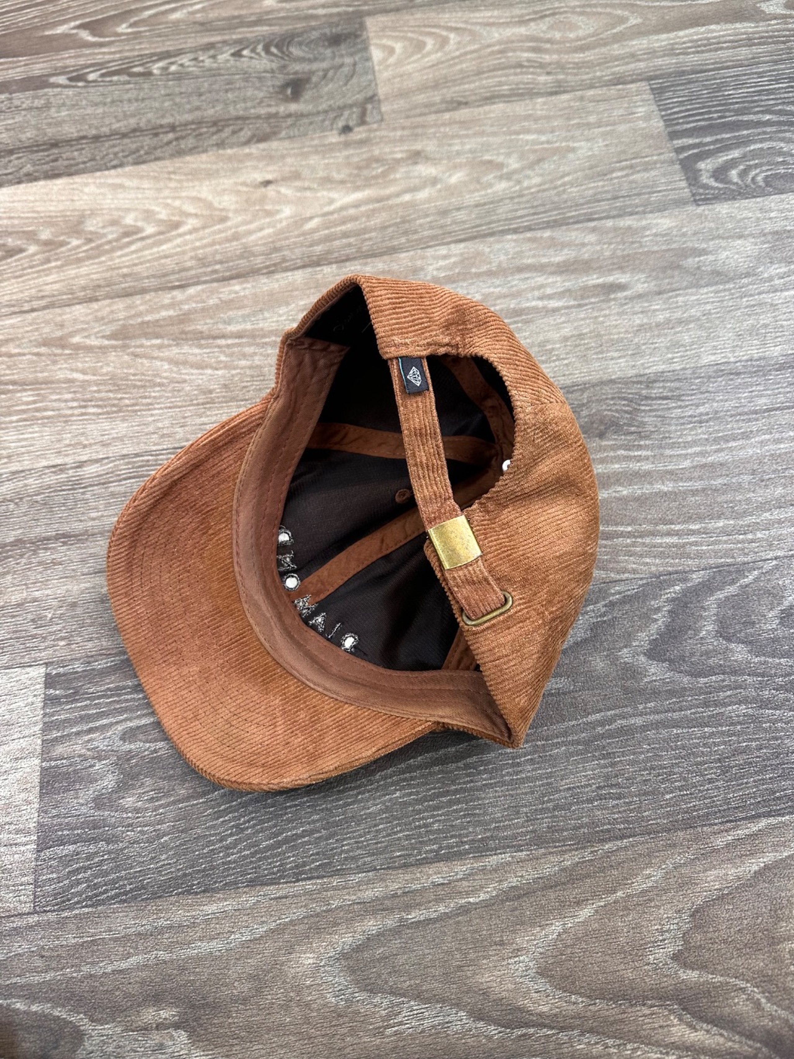 Diamond Studios Adjustable cap