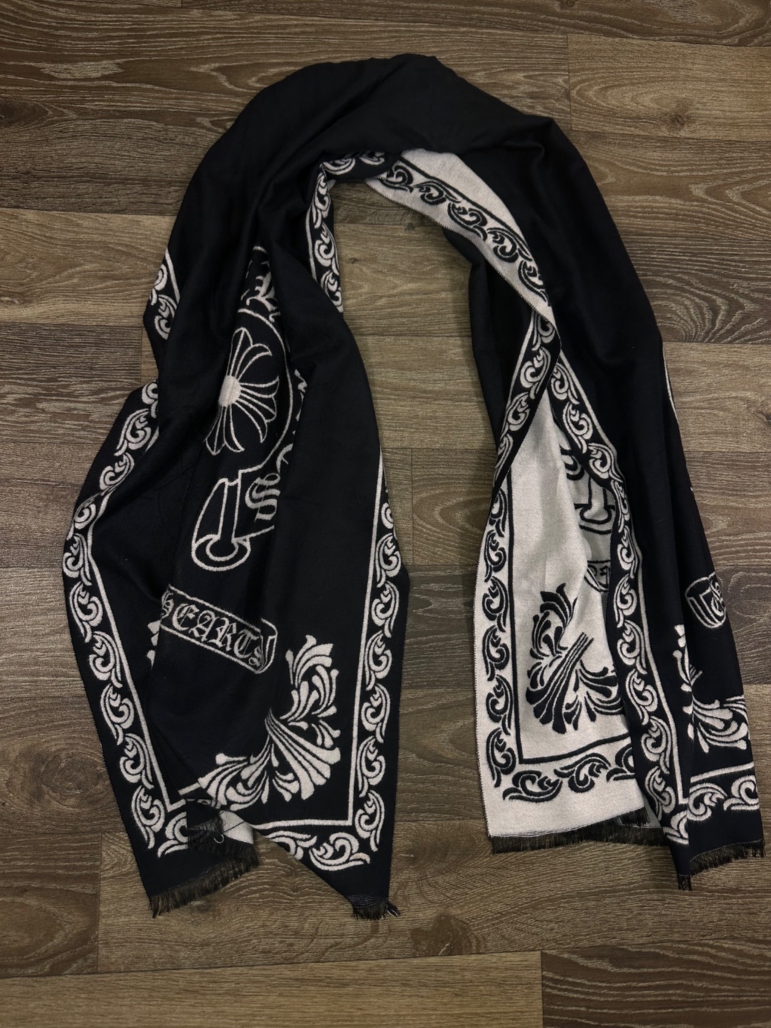 Chrome Hearts Scarf