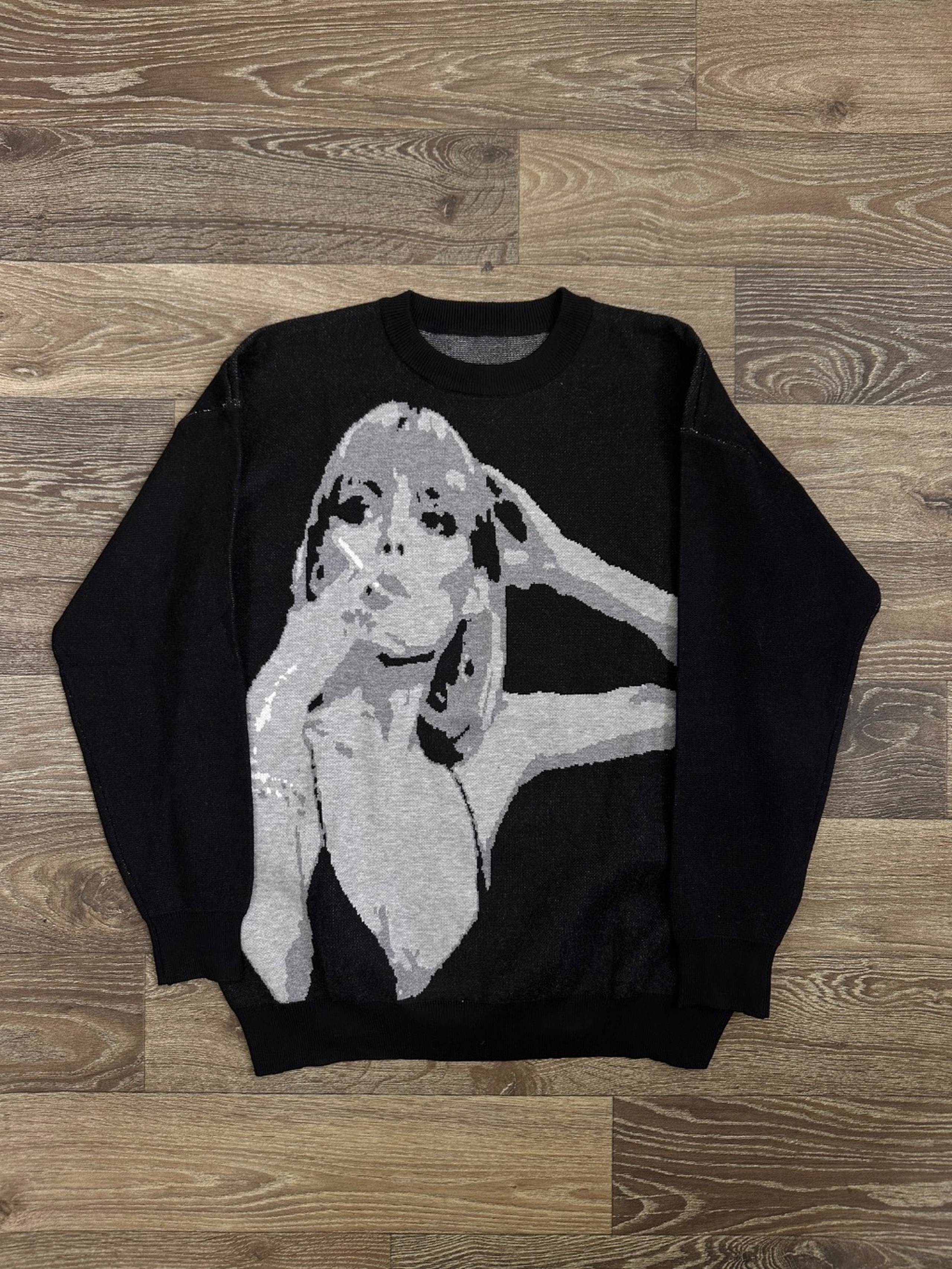 Knitted graphic sweater