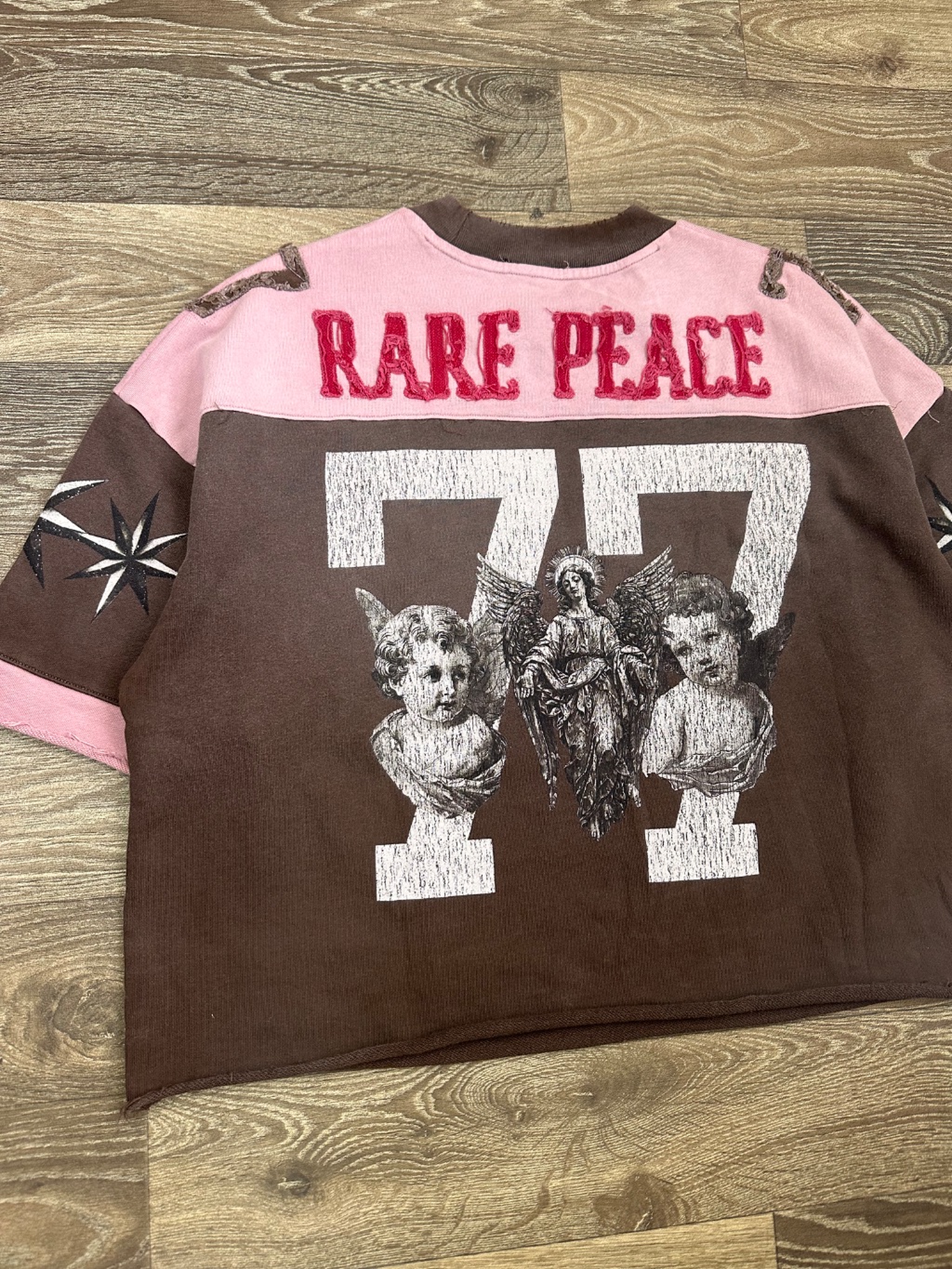 RP graphic T-shirt