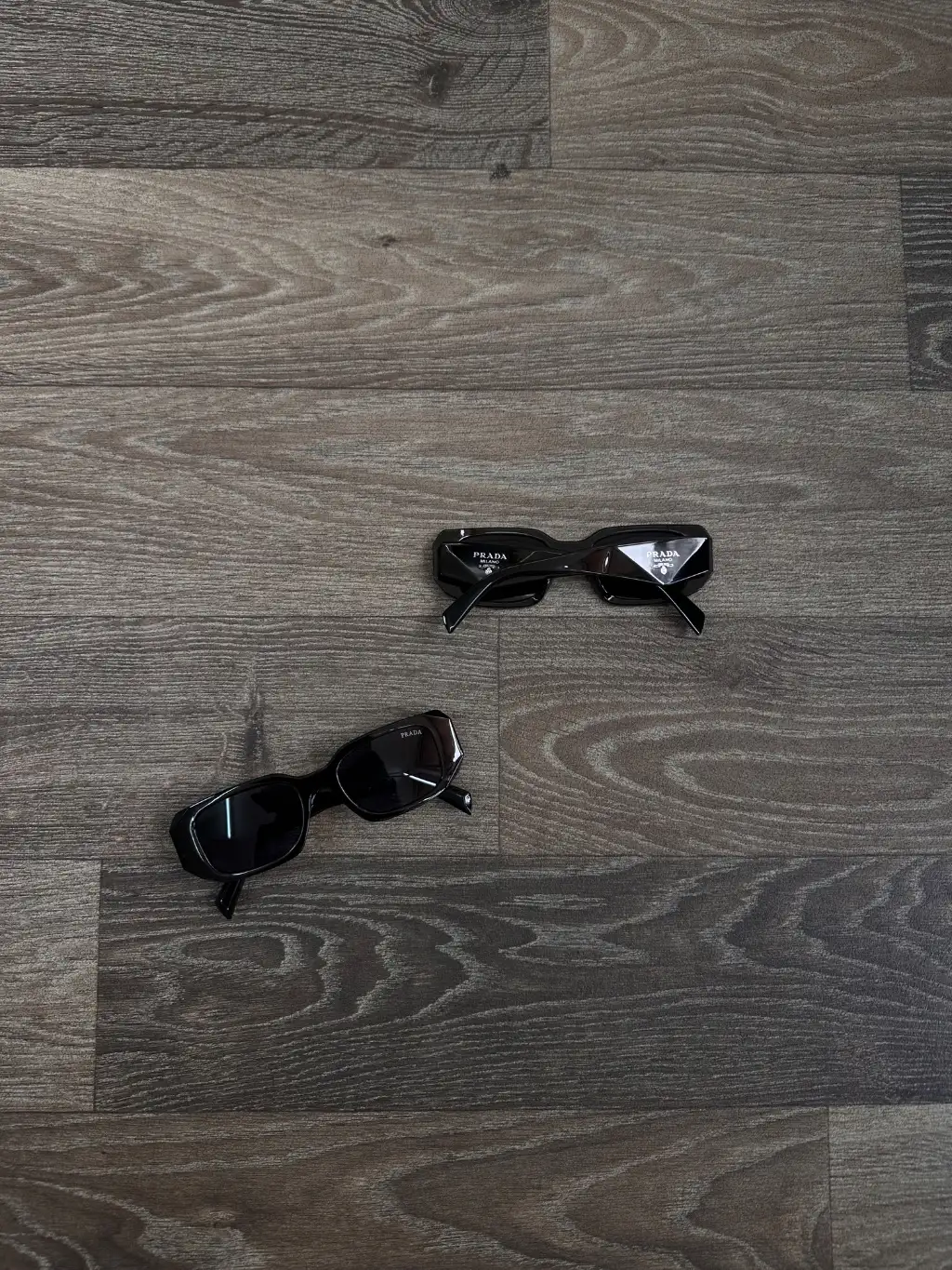 Prada 17ws Sunglasses