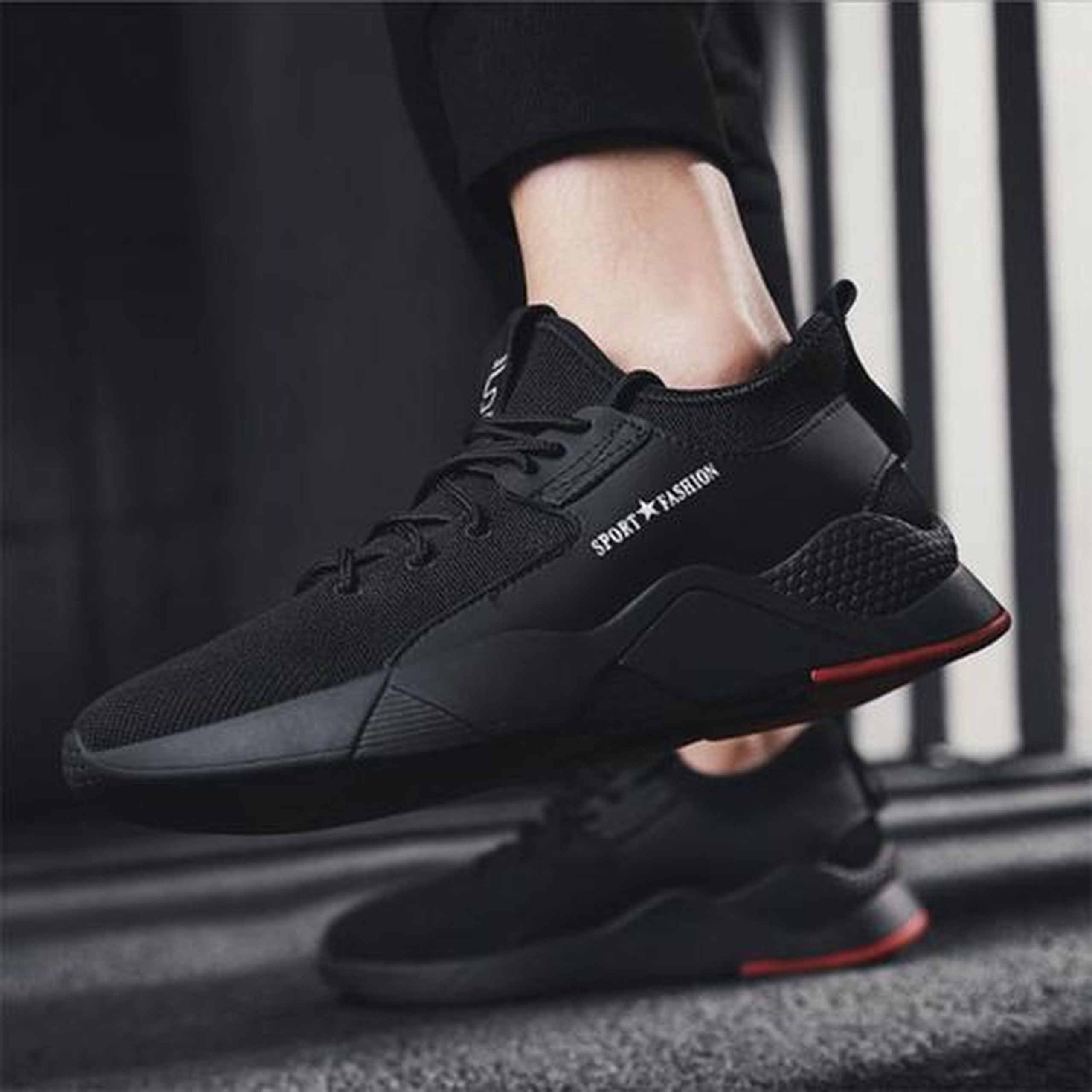 BLWOENS Men's Sneakers Casual Shoes Comfortable Sneakers Classic Lace-up Shoe -Black