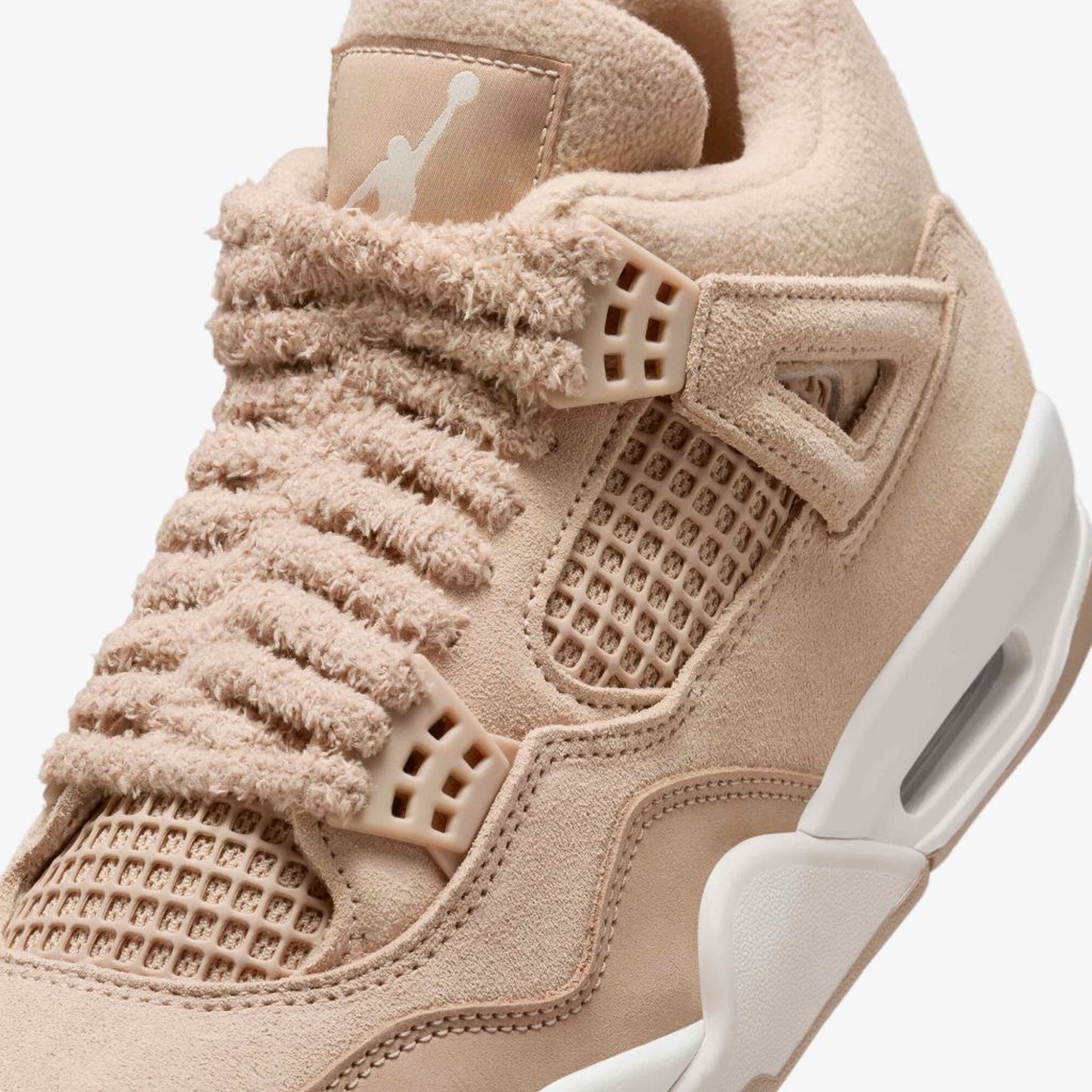 Air Jordan 4 Retro "Cozy Girl"