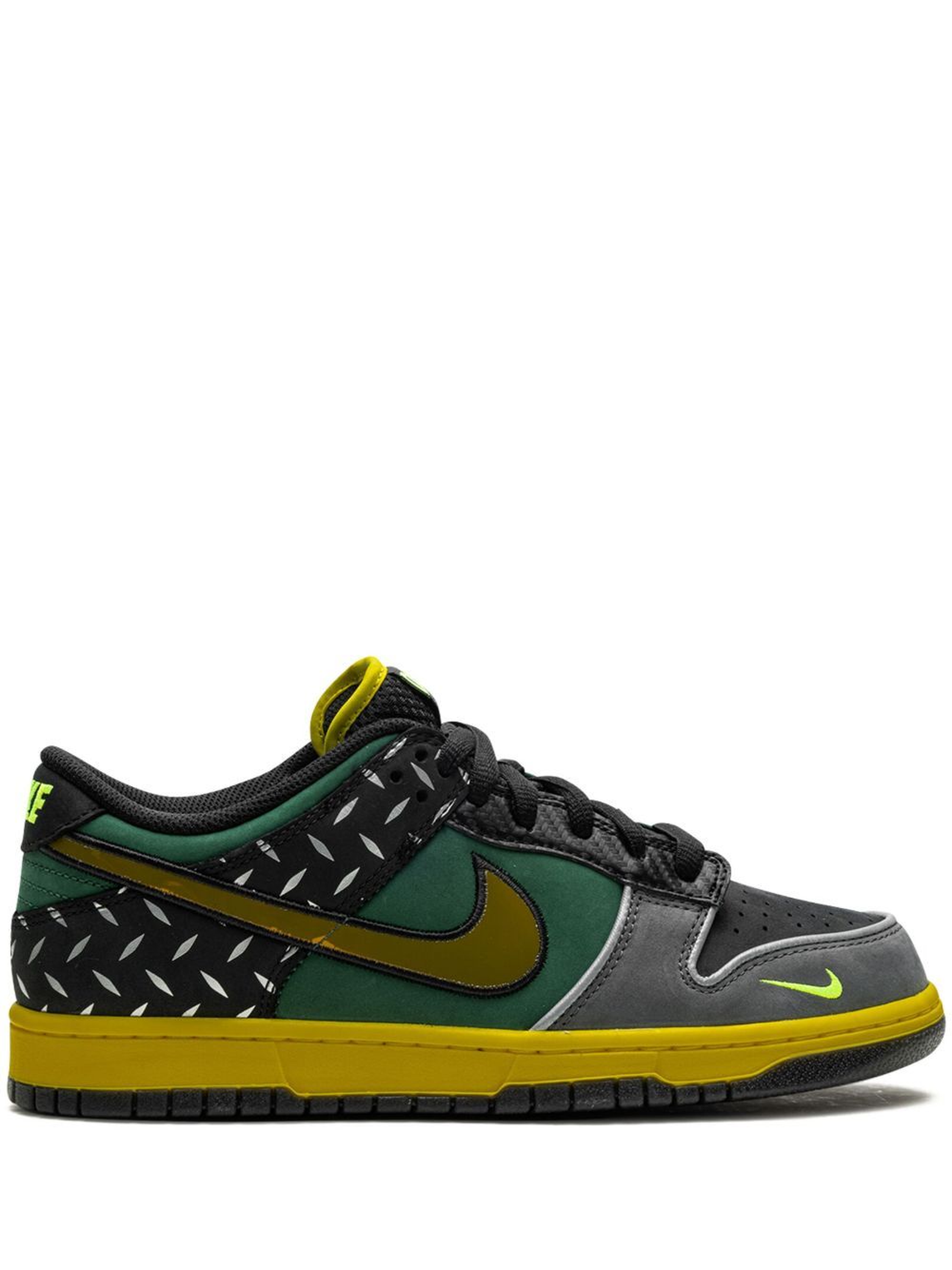 Nike Dunk Low "What the Duck"