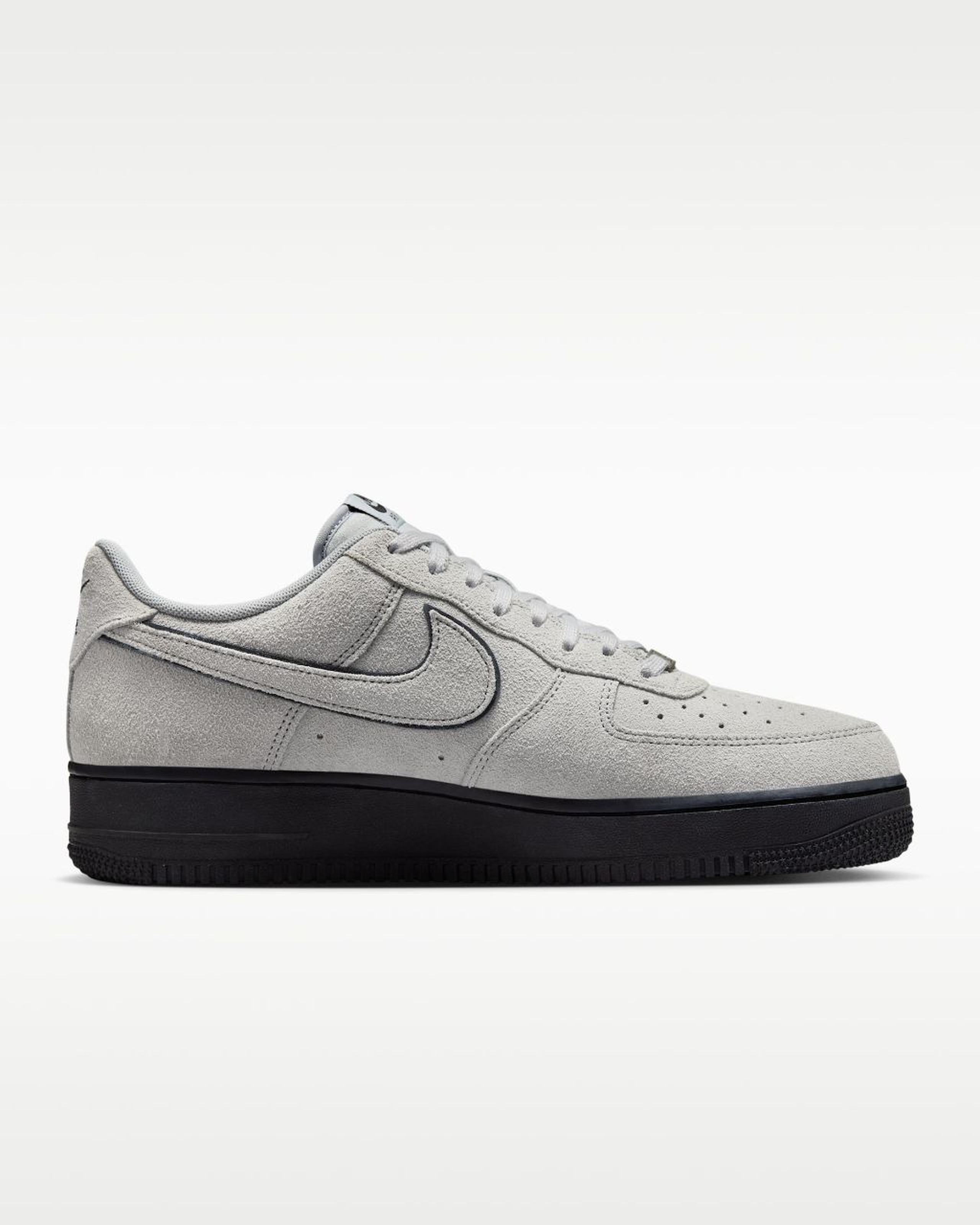 Nike Air Force 1 '07 LV8 in Light Smoke Grey/Black