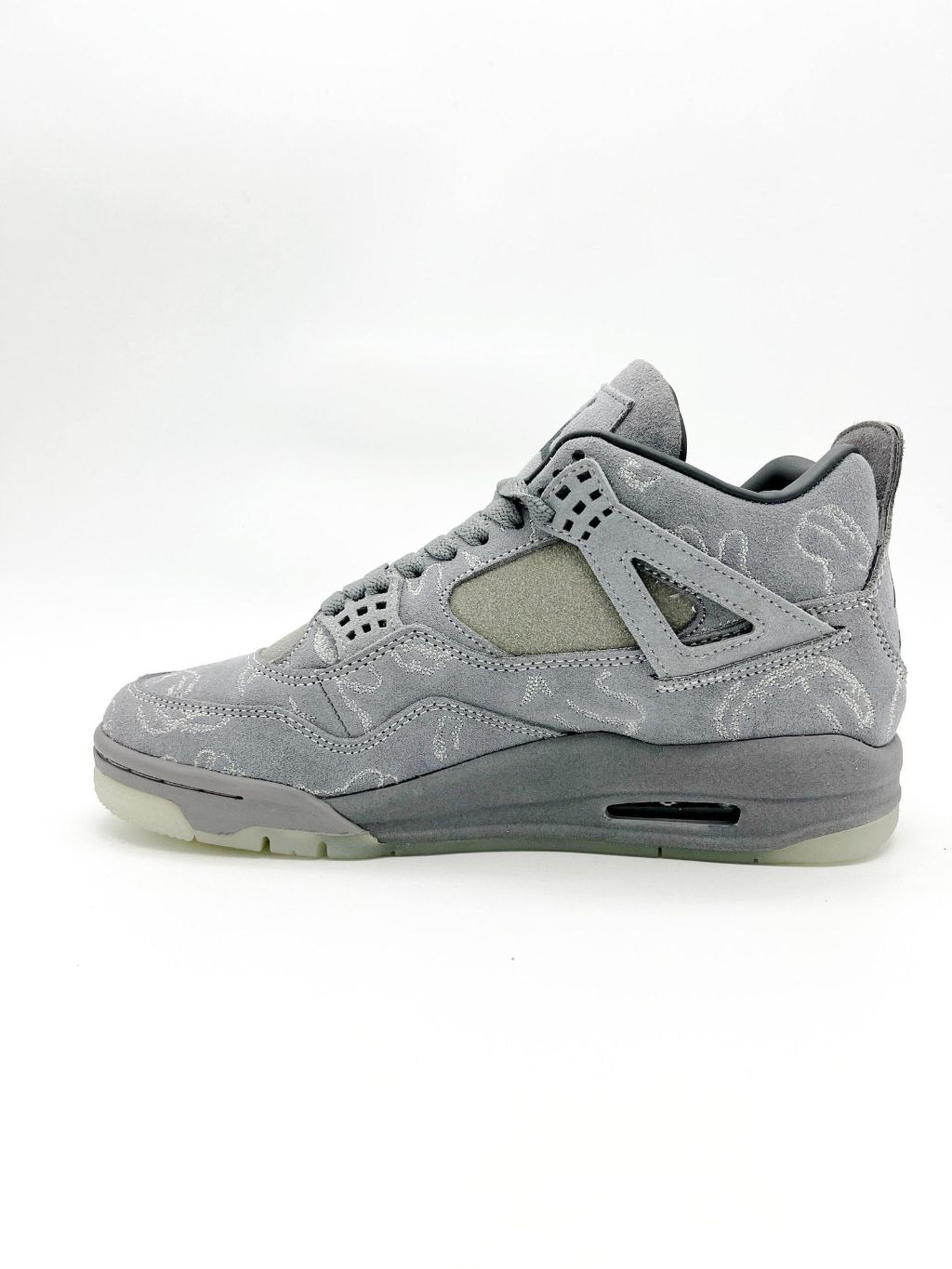 Jordan x Kaws Air Jordan 4 Retro