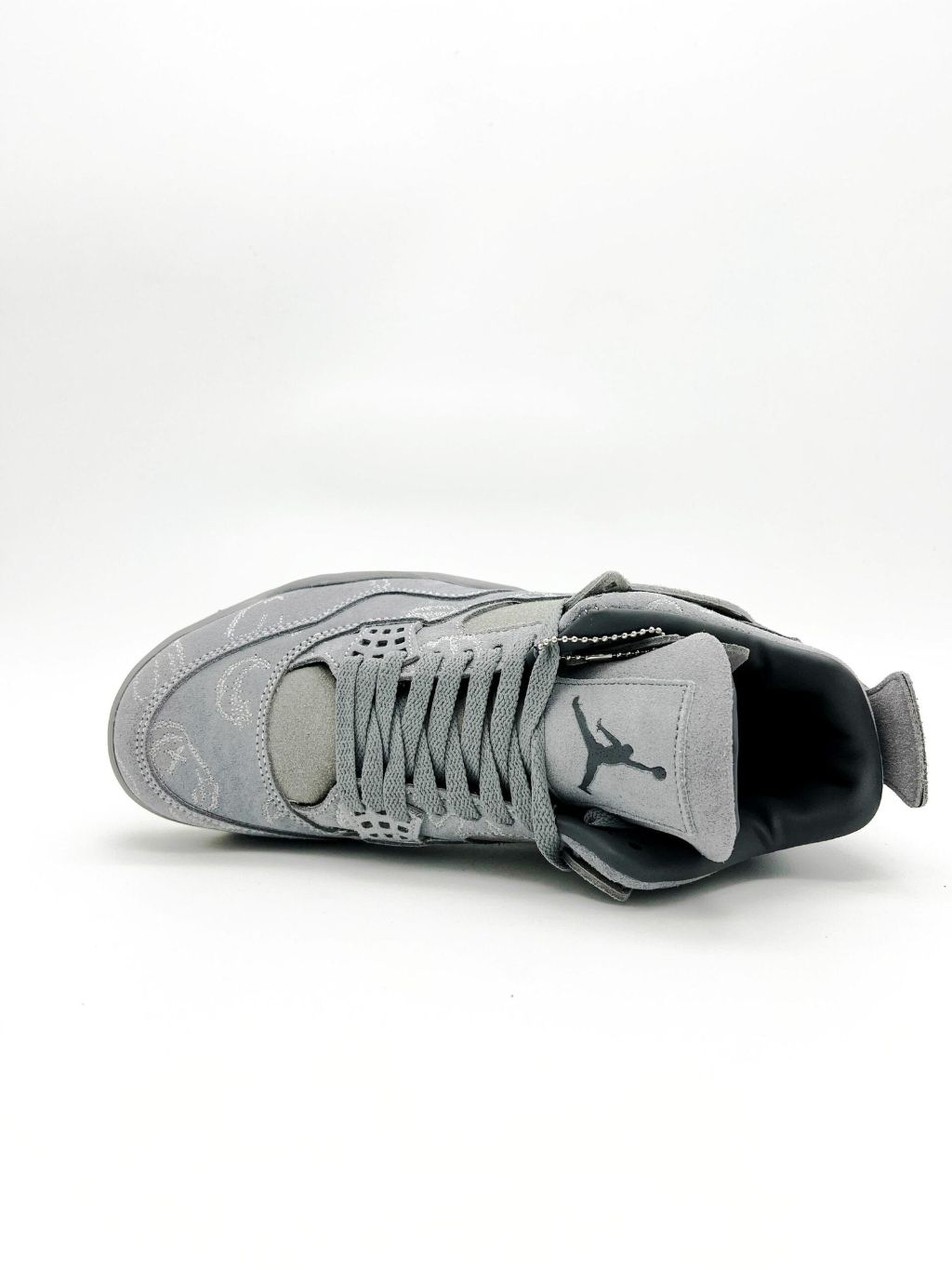 Jordan x Kaws Air Jordan 4 Retro