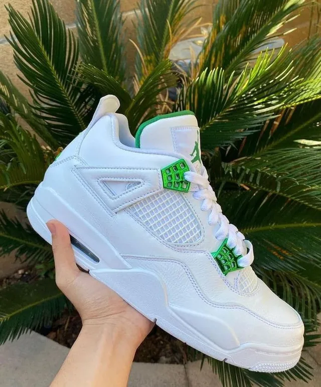 Jordan 4