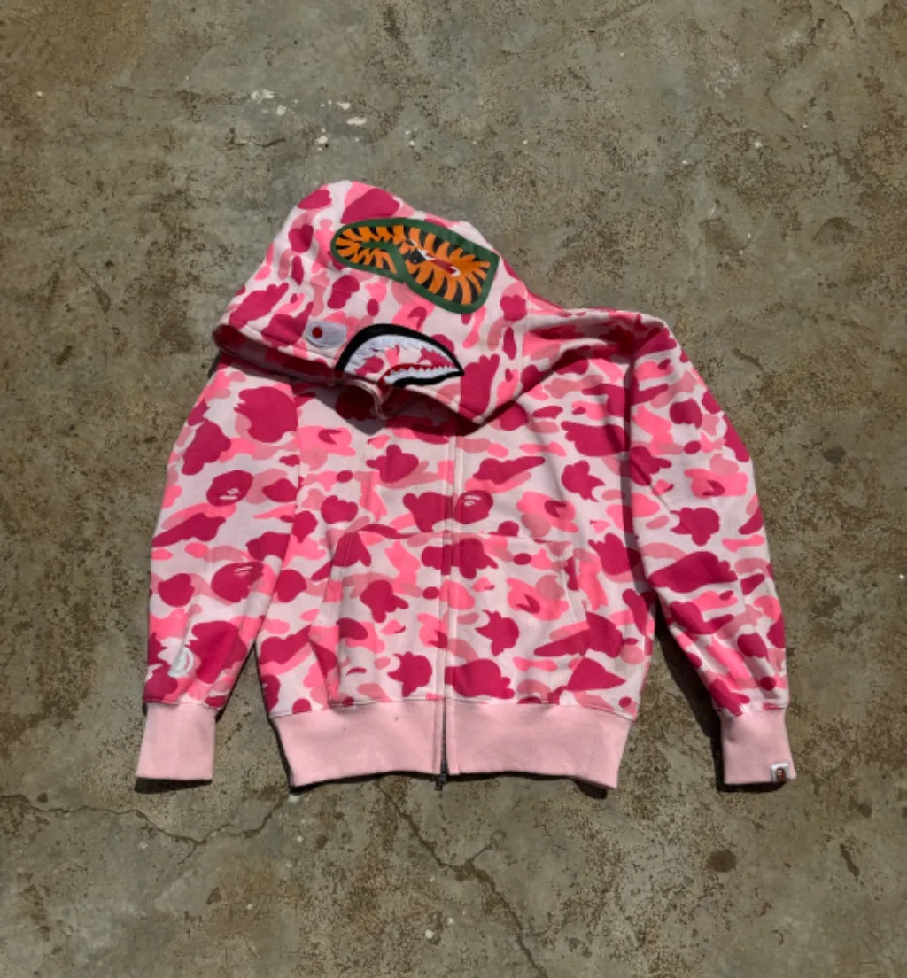 Vintage Pink Camo Shark Full-Zip Hoodie Large