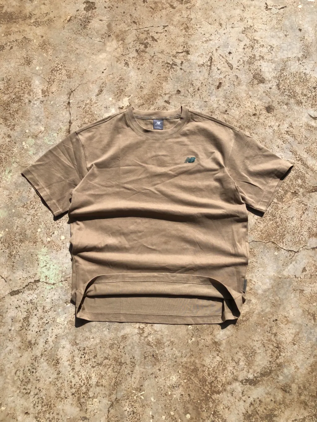 NEW BALANCE RUNNING CLUB Khaki | Size L