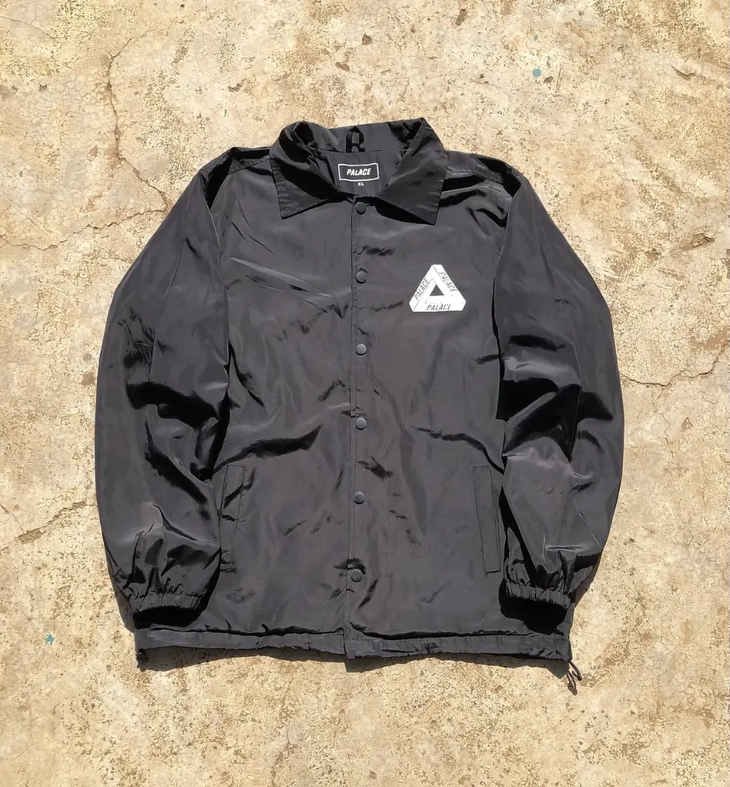 : Palace Tri-Ferg Coach Jacket XL - Black