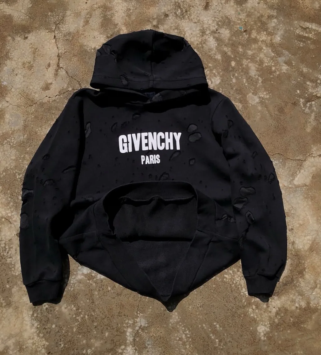 GIVENCHY PARIS HOODIE 🖤