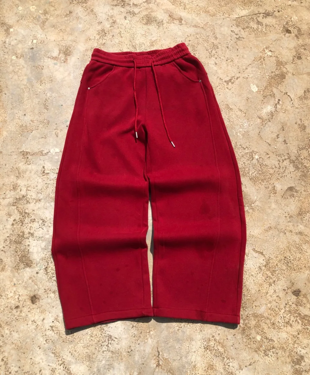 CHERRY RED BARREL SWEATS
