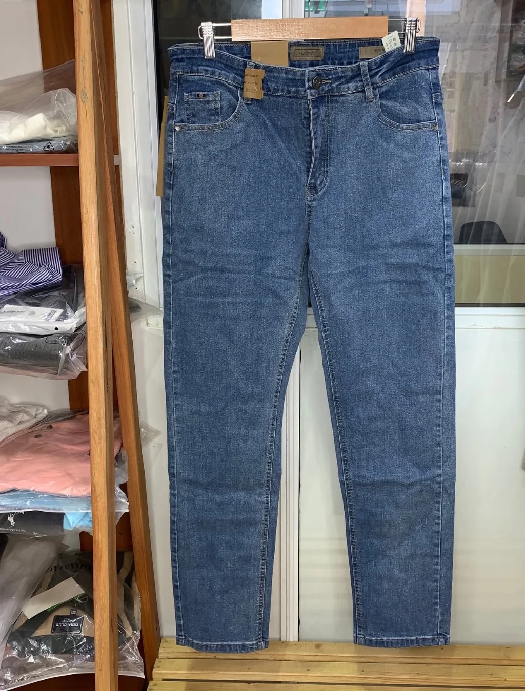 Regular fit denim jeans