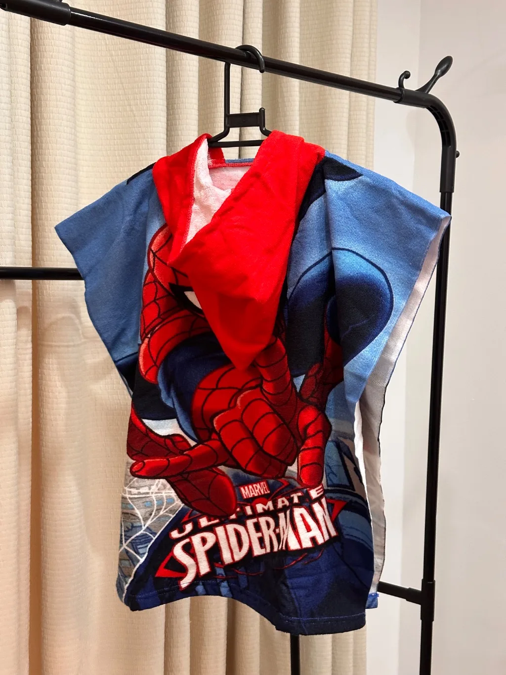 Spider man hooded swim towel