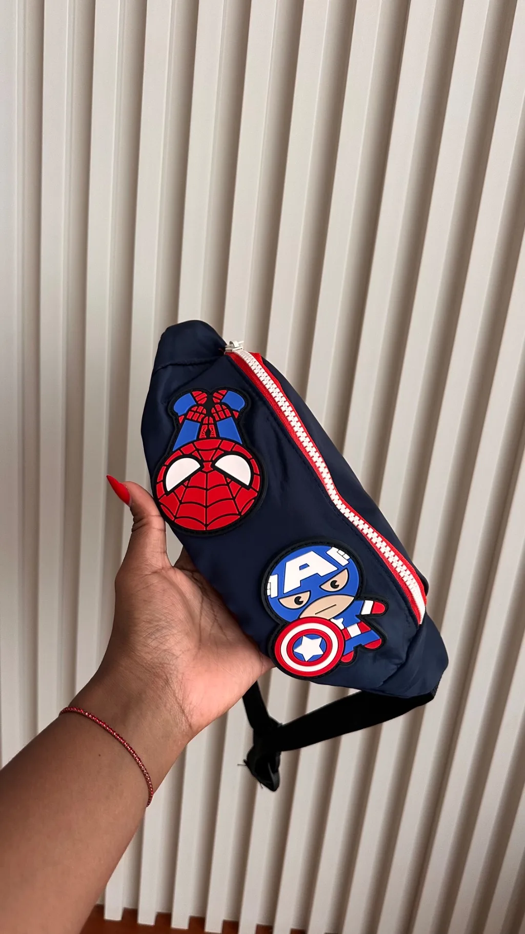 Mavel money bag