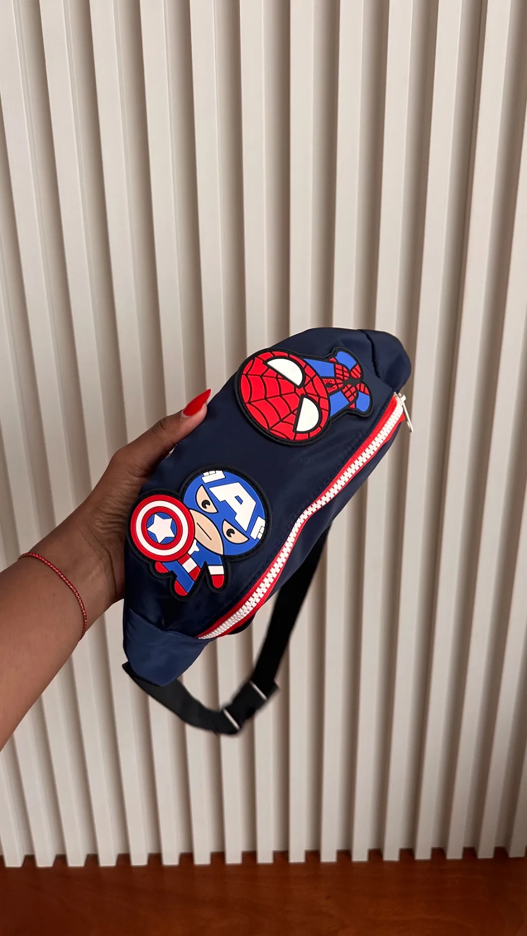 Mavel money bag