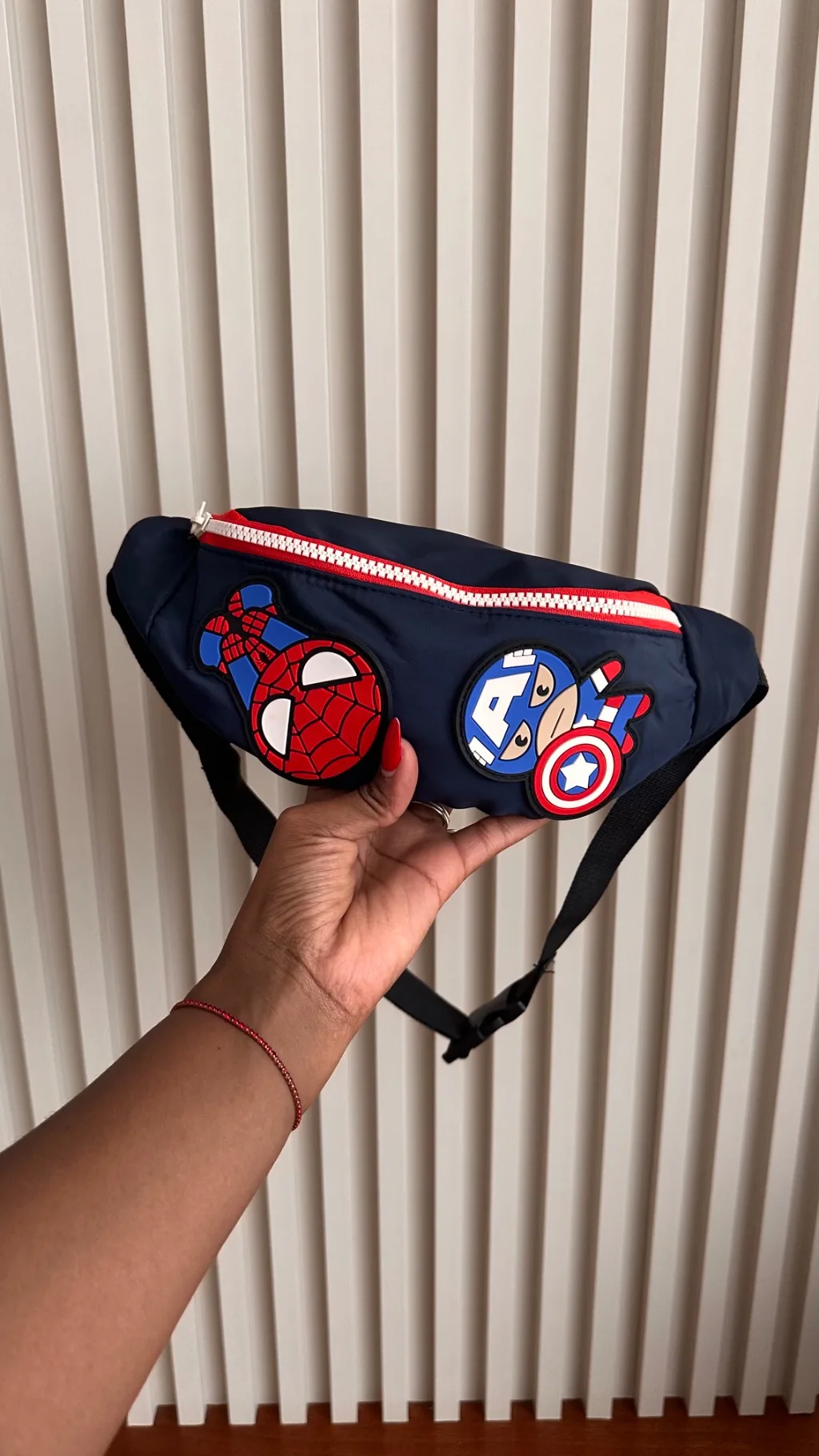 Mavel money bag