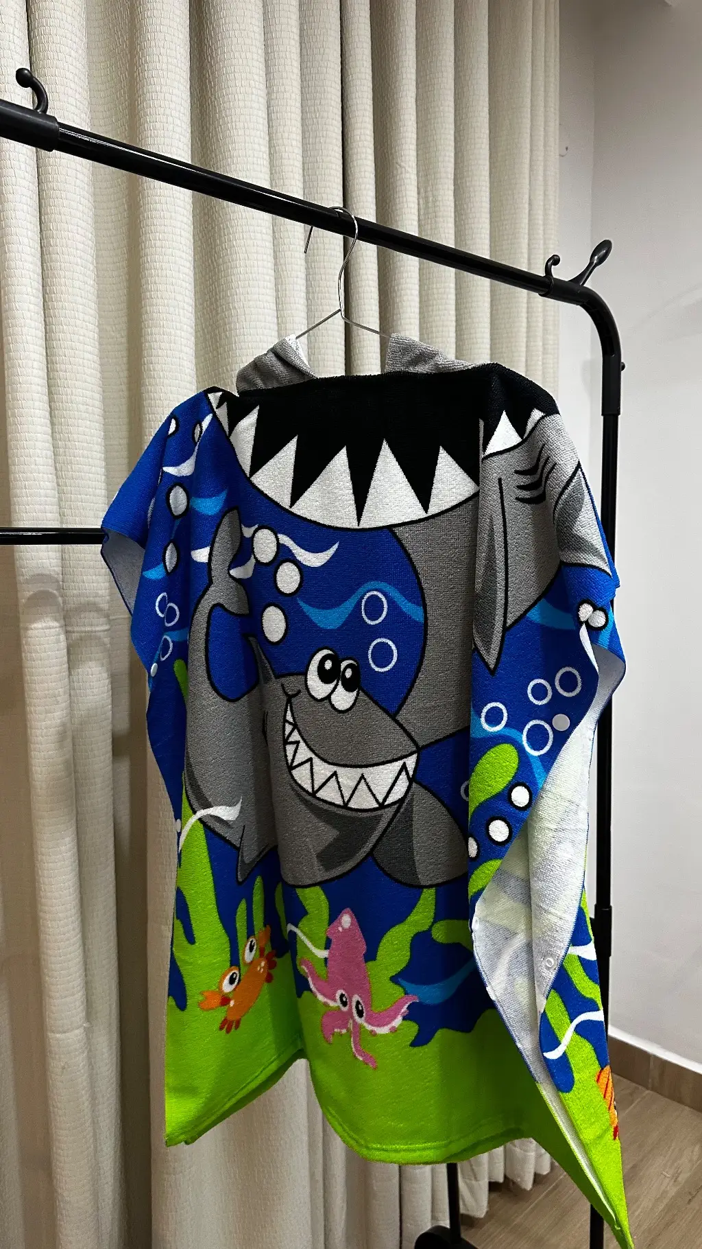 Ocean Shark Hooded Swim Towel – 70 × 130 cm