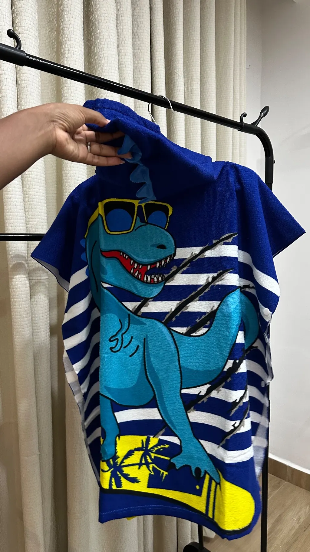 Cool Dino Hooded Swim Towel – 70 × 130 cm