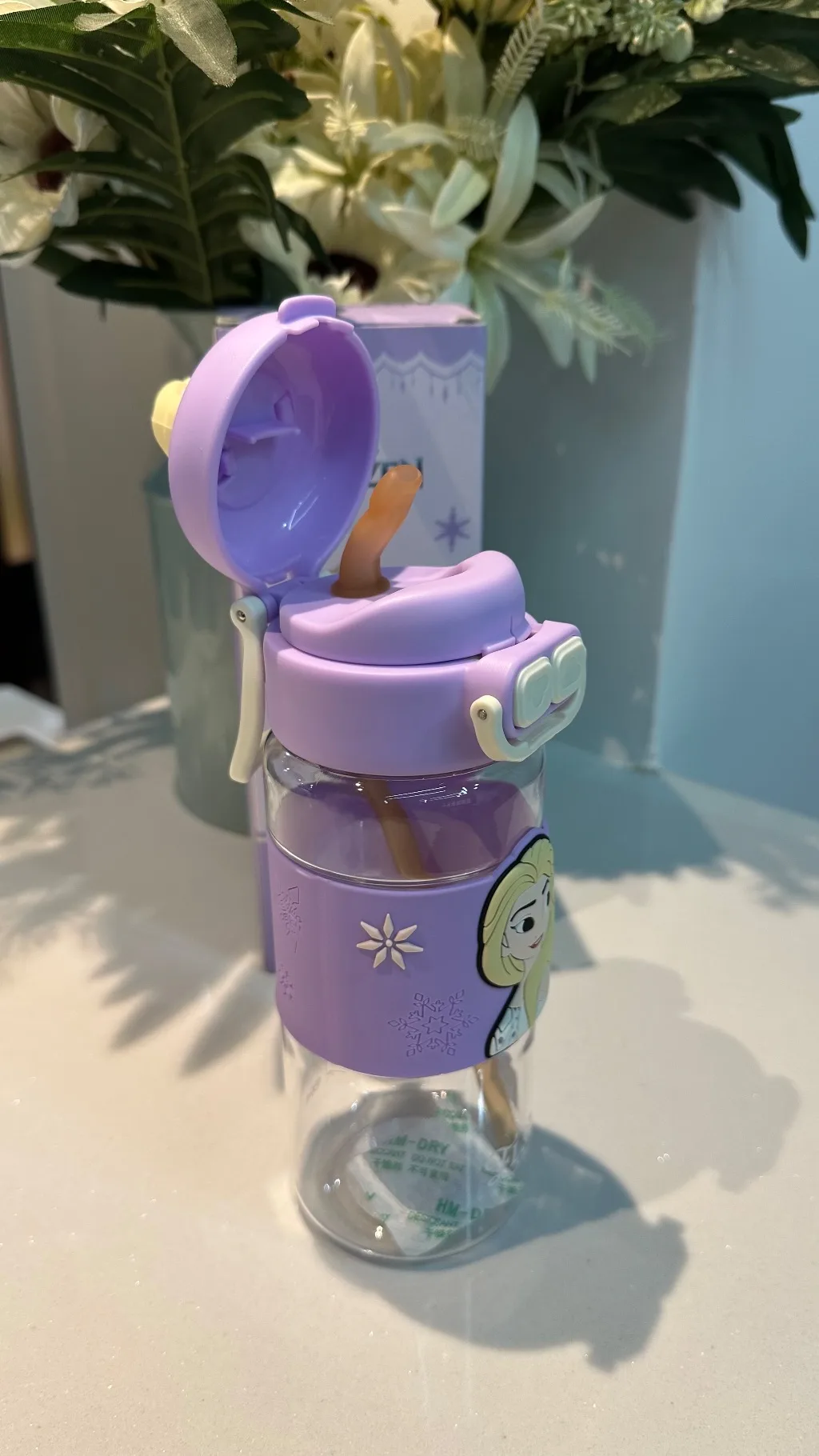 Disney frozen water bottle 600ml