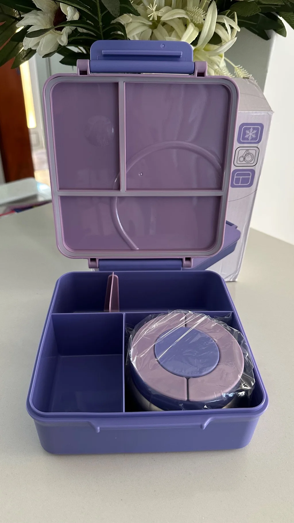 BENTO LUNCH BOX WITH A THERMO FLASK