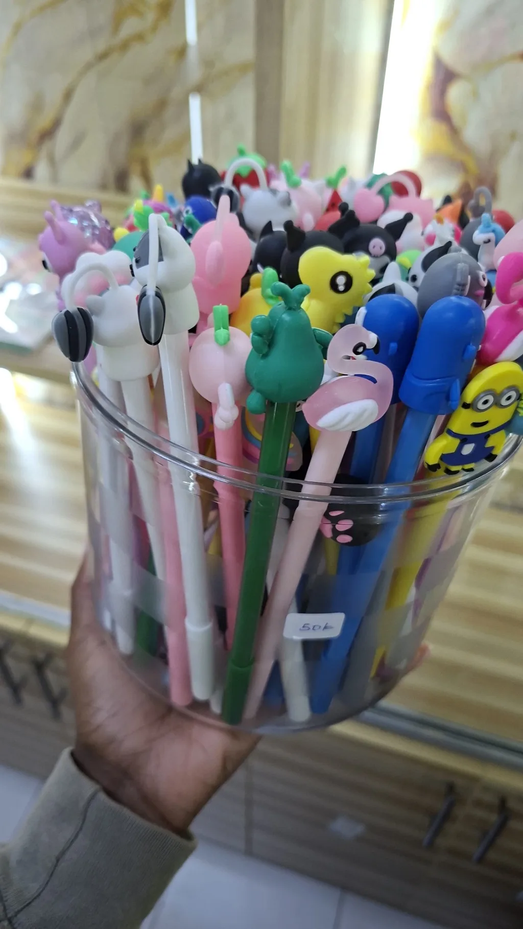 TamuFinds Colorful basic random colors pens
