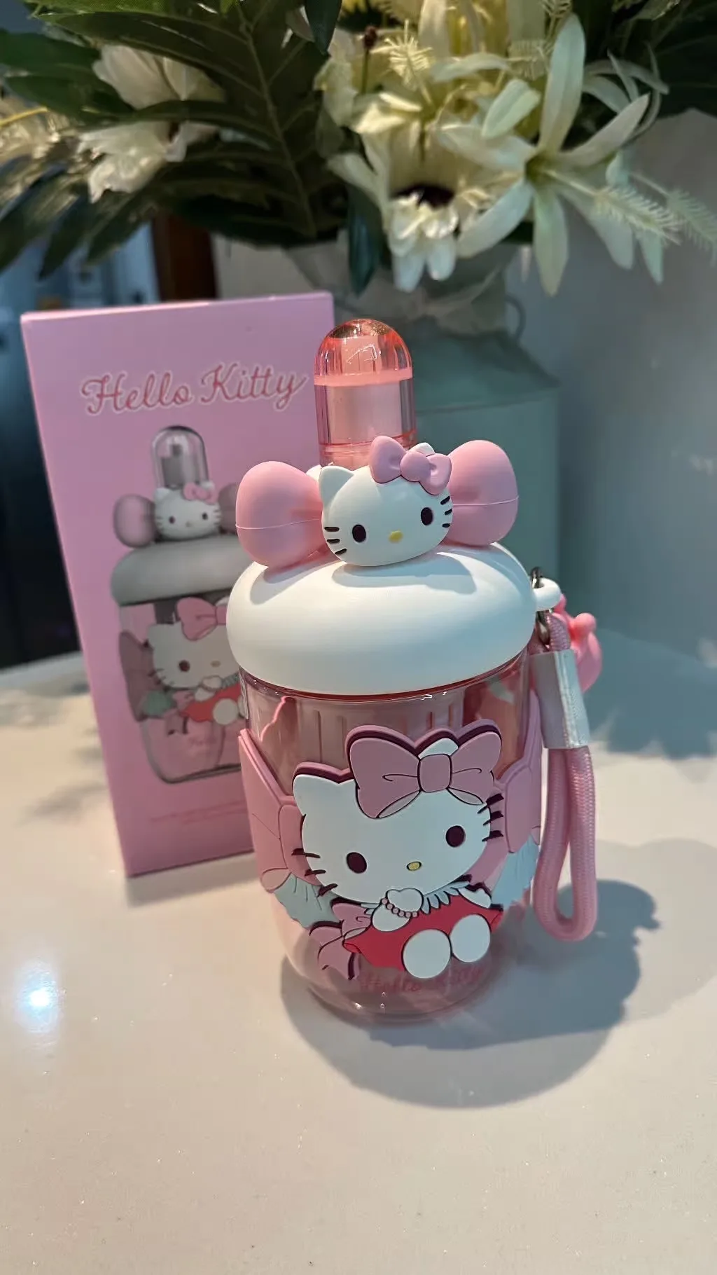 Sawi Kids Hello Kitty water bottle 650 ml