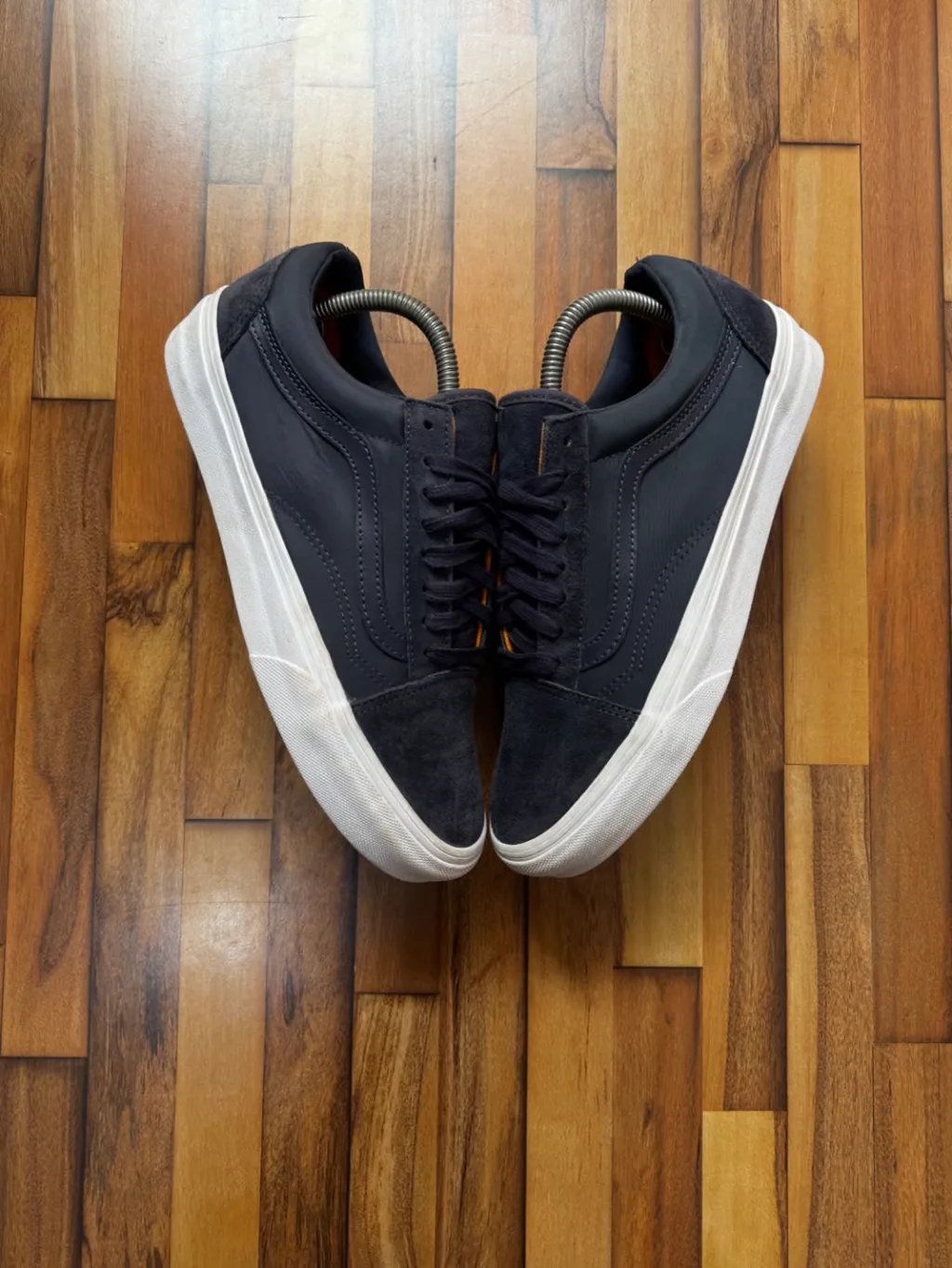 dripventory VANS OFF THE WALL
